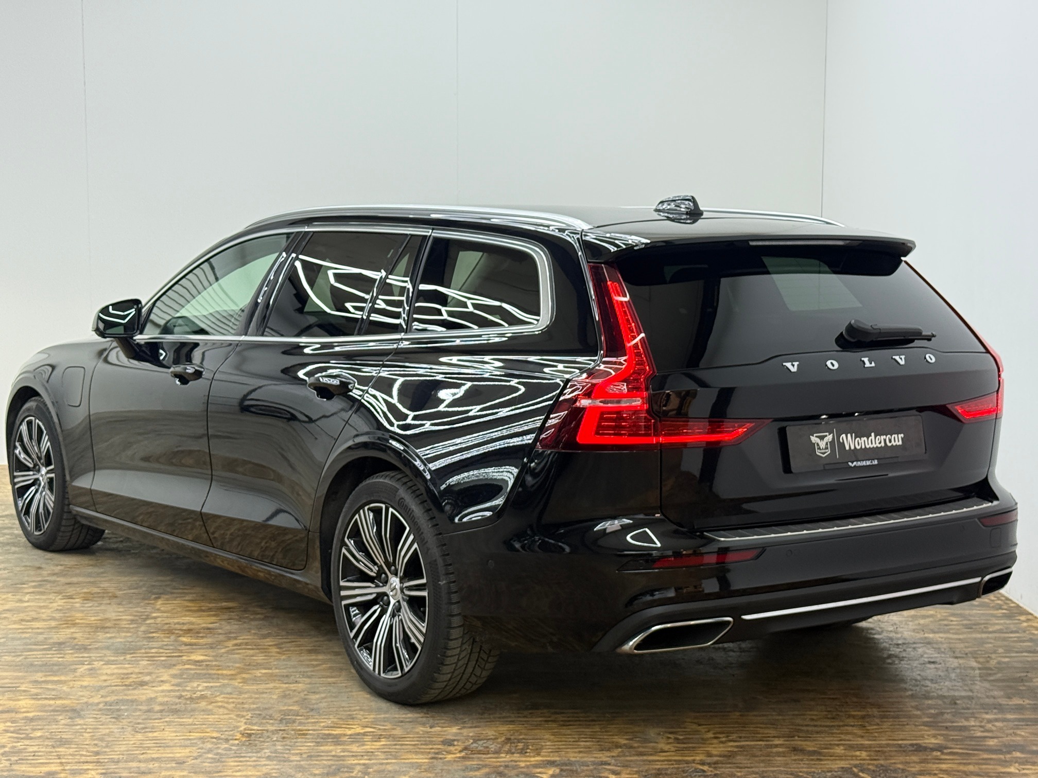 VOLVO V60 T6 TE — zdjęcie 10