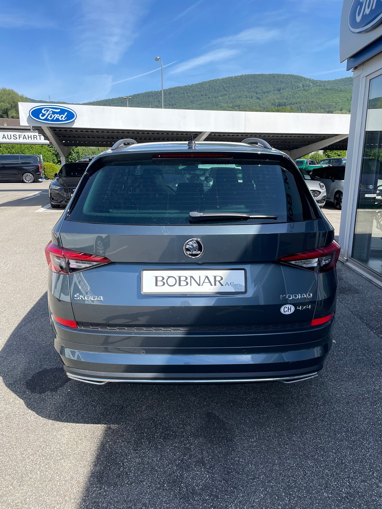 SKODA Kodiaq 2.0TSI 4x4 — zdjęcie 10