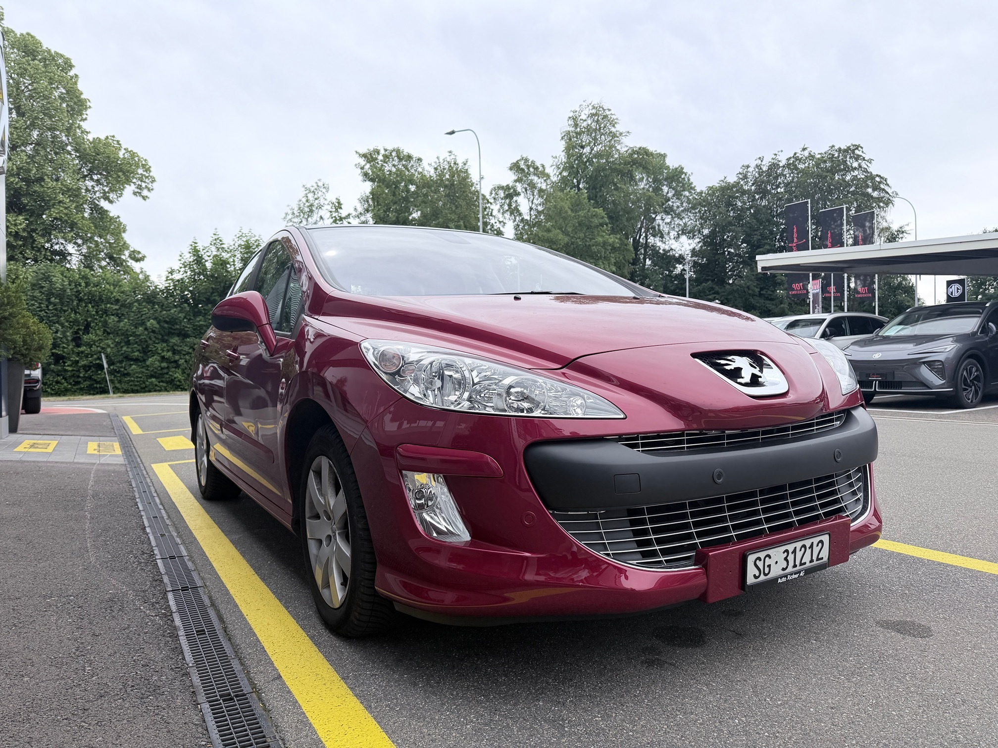 PEUGEOT 308 1.6i Turbo — zdjęcie 3