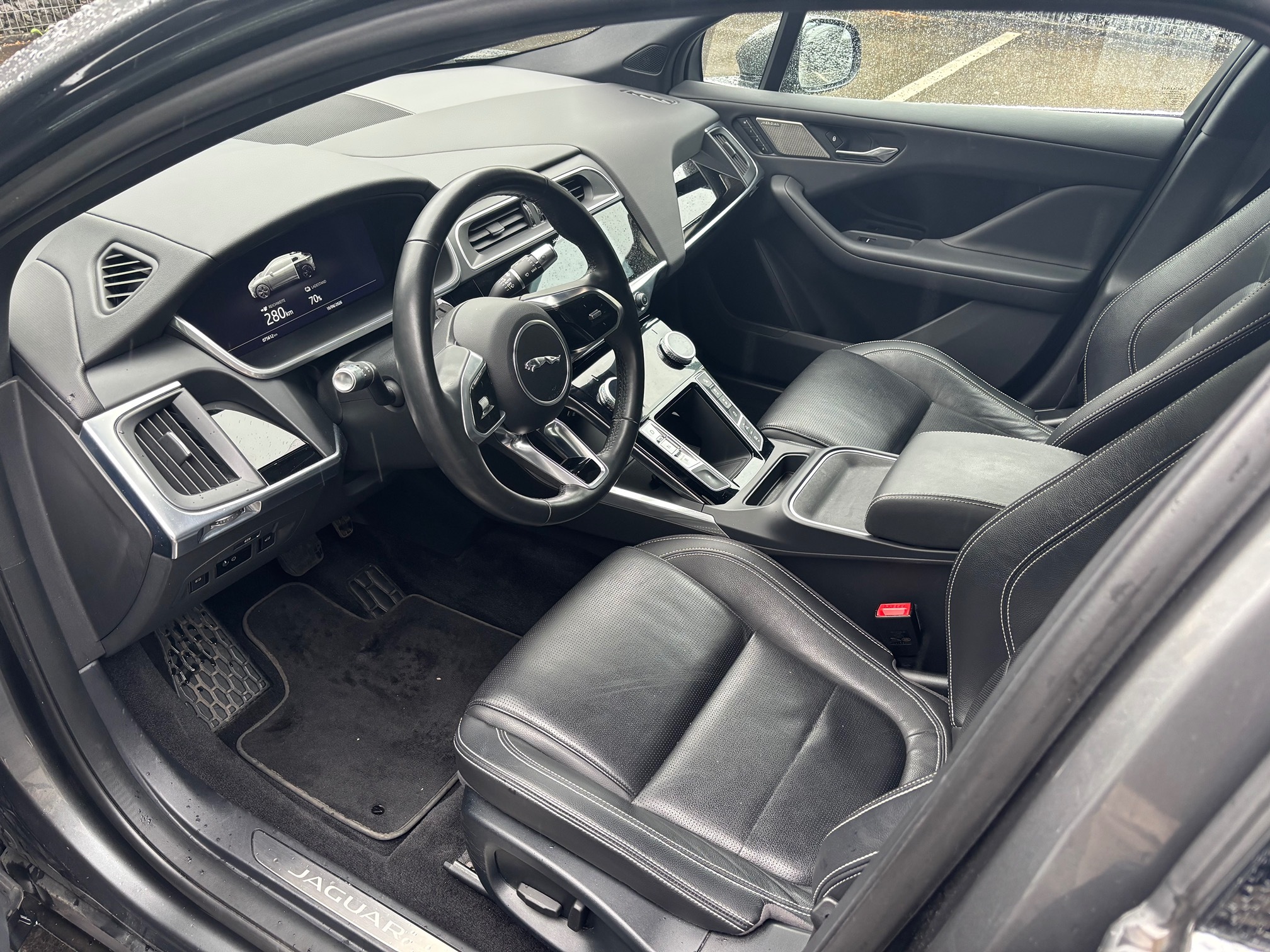 JAGUAR I-Pace EV400 — zdjęcie 13