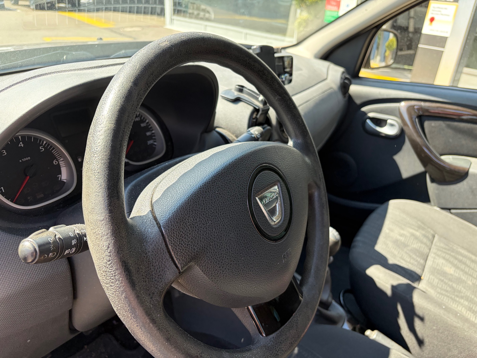 DACIA Duster 1.5dCi 4x4 — zdjęcie 11