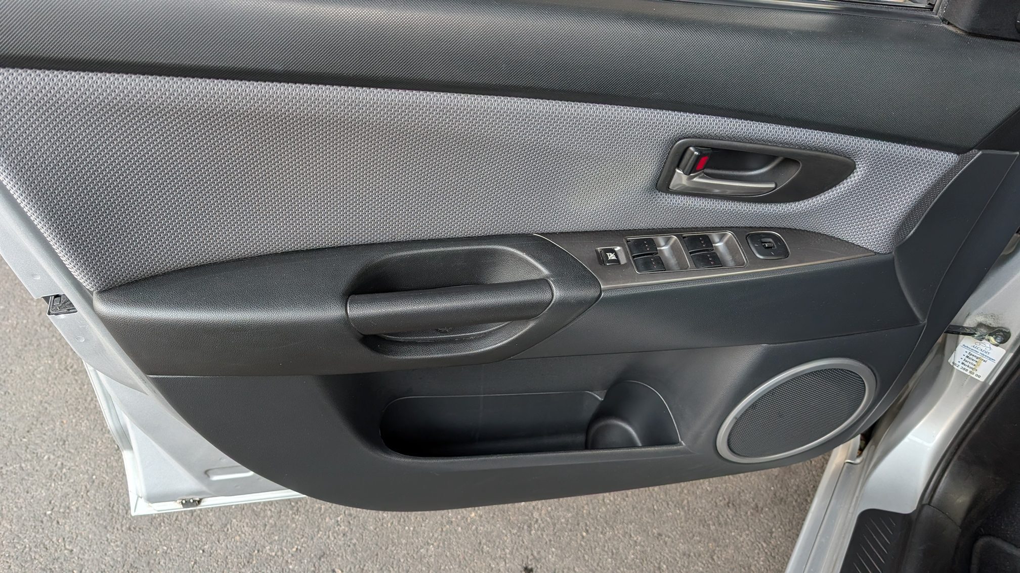 MAZDA 3 2.0D Hatchback — zdjęcie 13