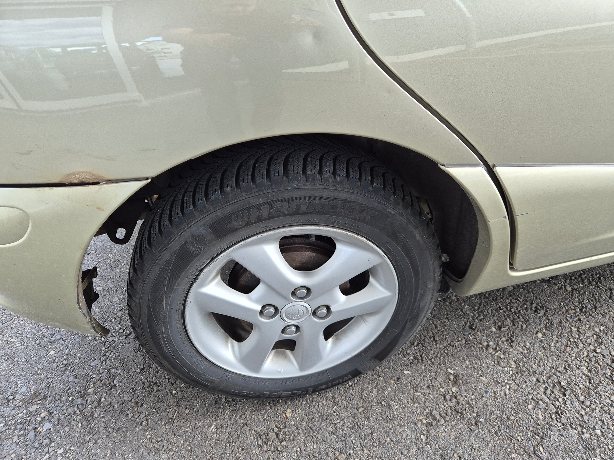 TOYOTA Yaris Verso 1.5 — zdjęcie 14