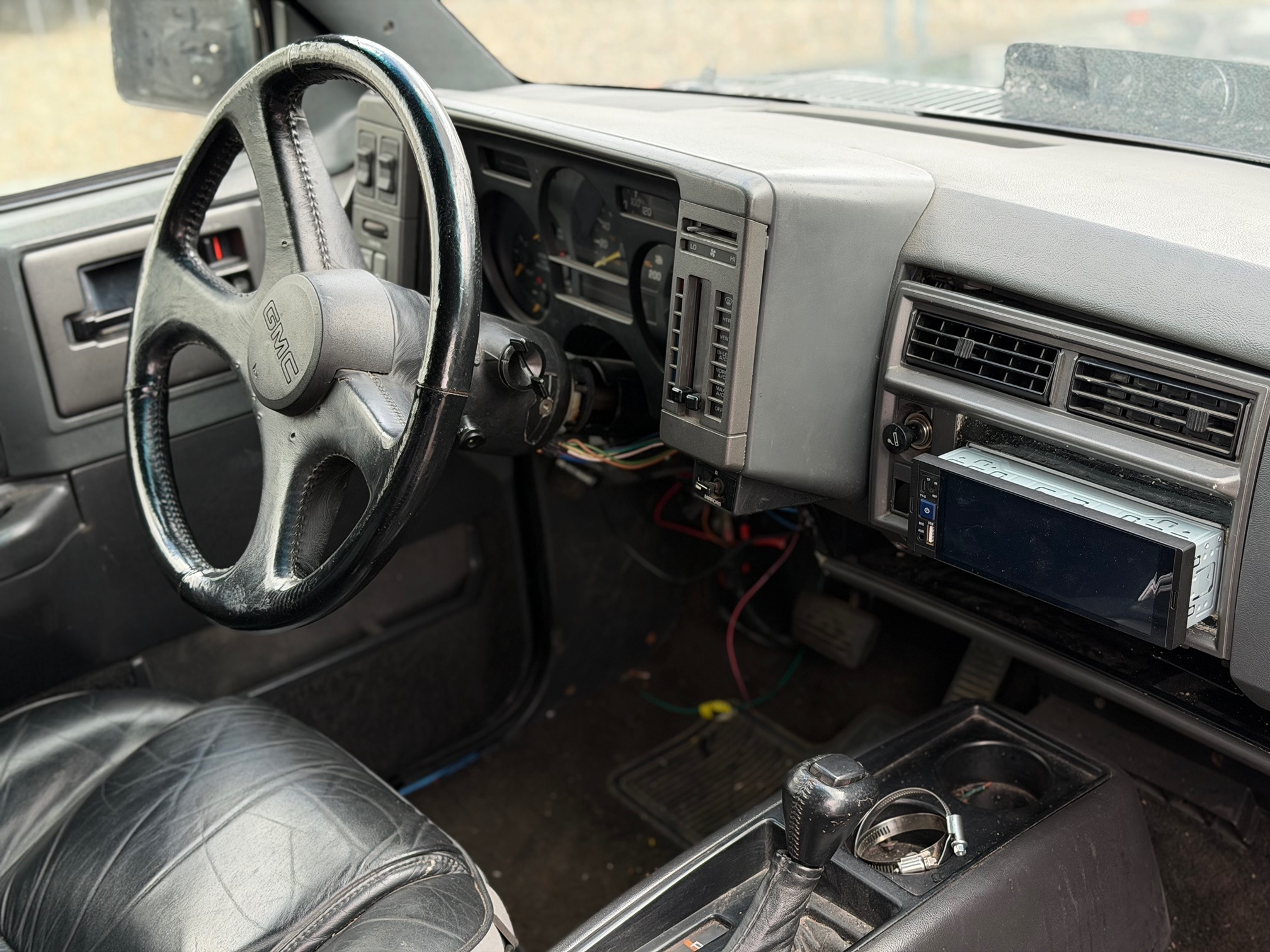 GMC Typhoon — zdjęcie 12