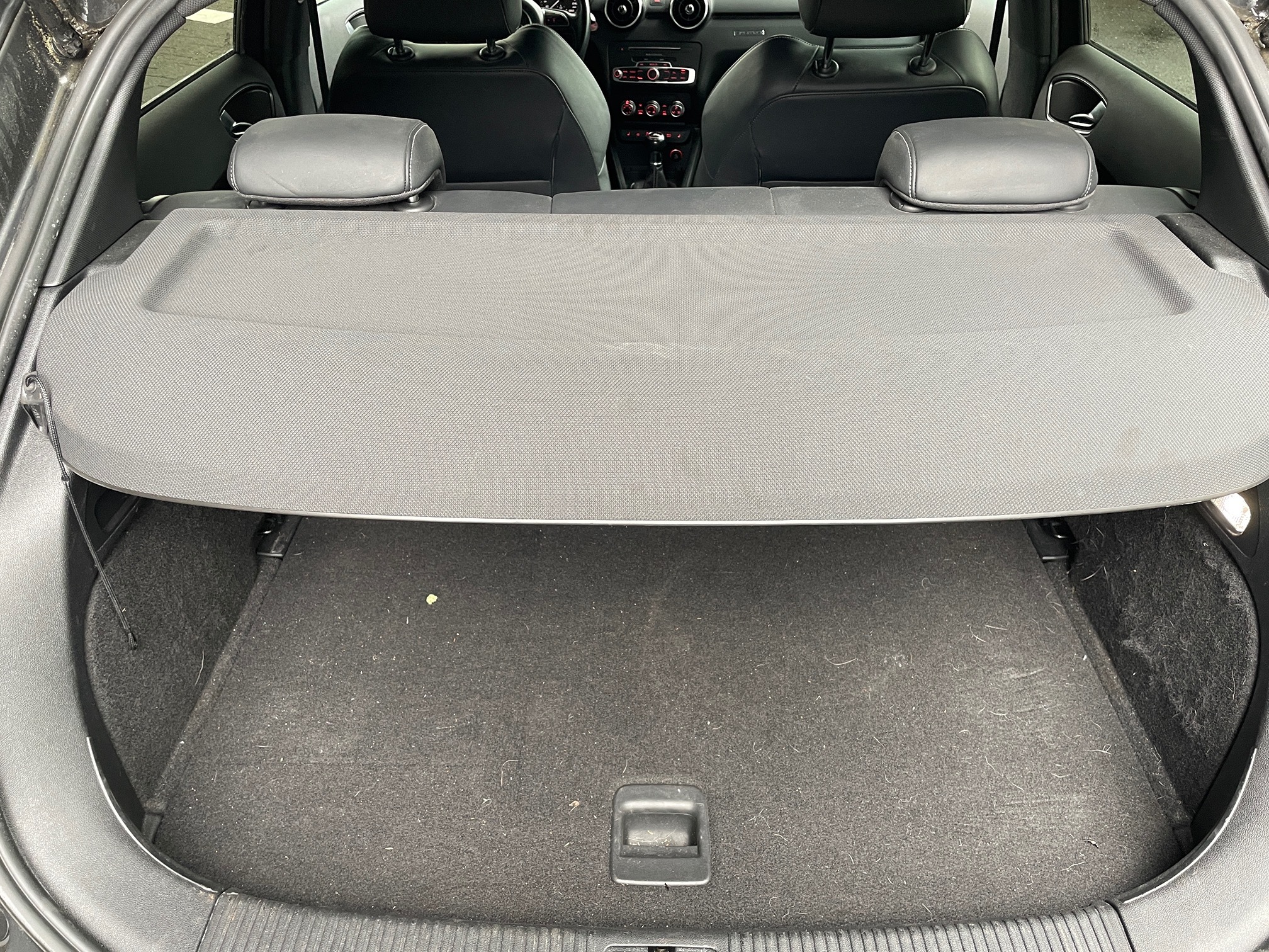 AUDI S1 Sportback quattro 2.0TFSI frisch ab MFK und grossem Service! — zdjęcie 15