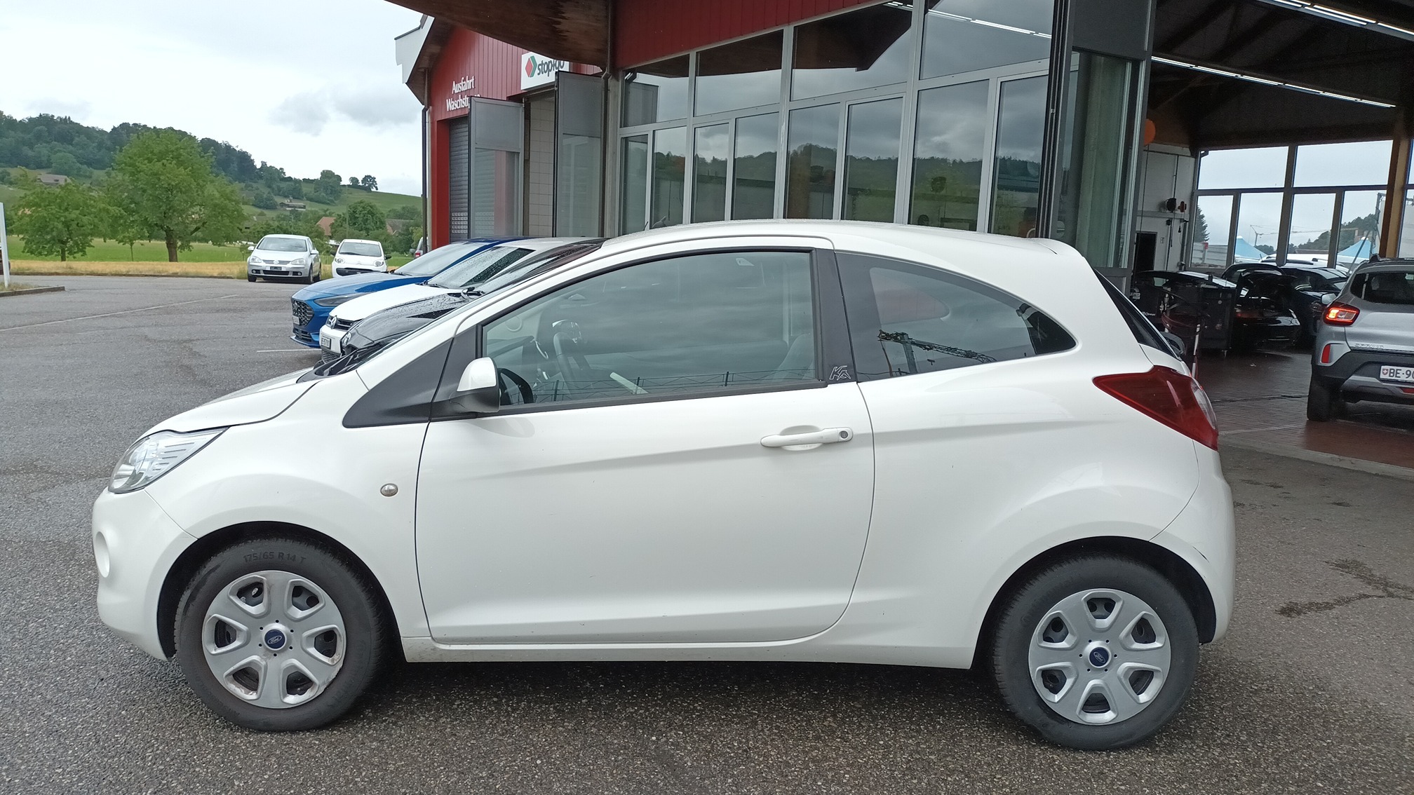 FORD Ka 1.2i — zdjęcie 8