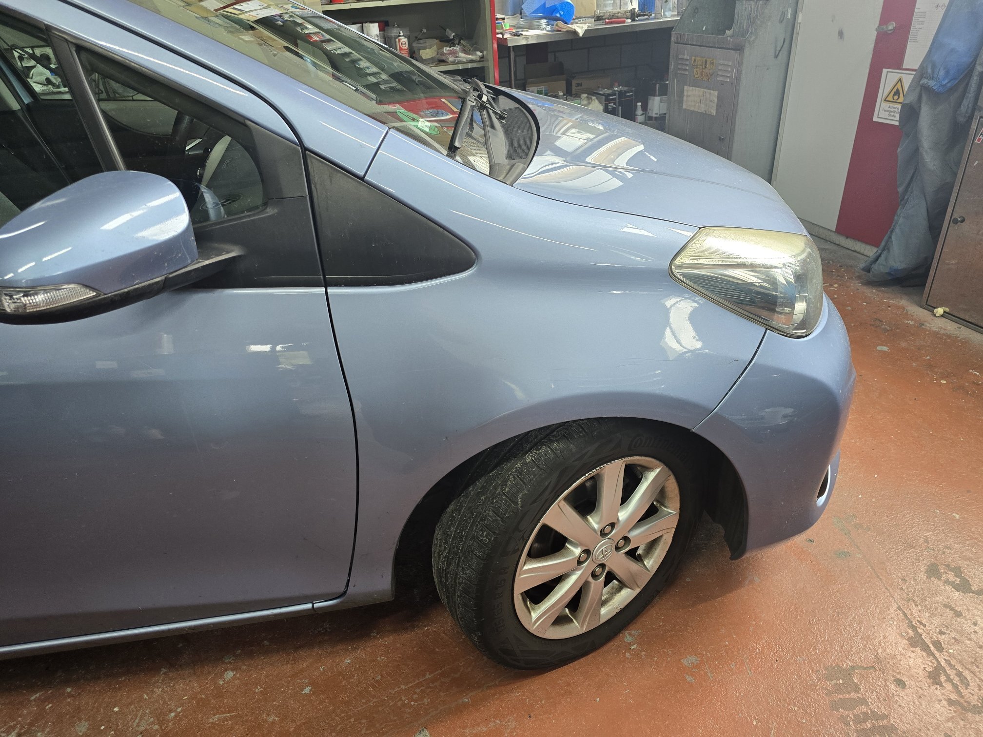 TOYOTA Yaris 1.33 — zdjęcie 14
