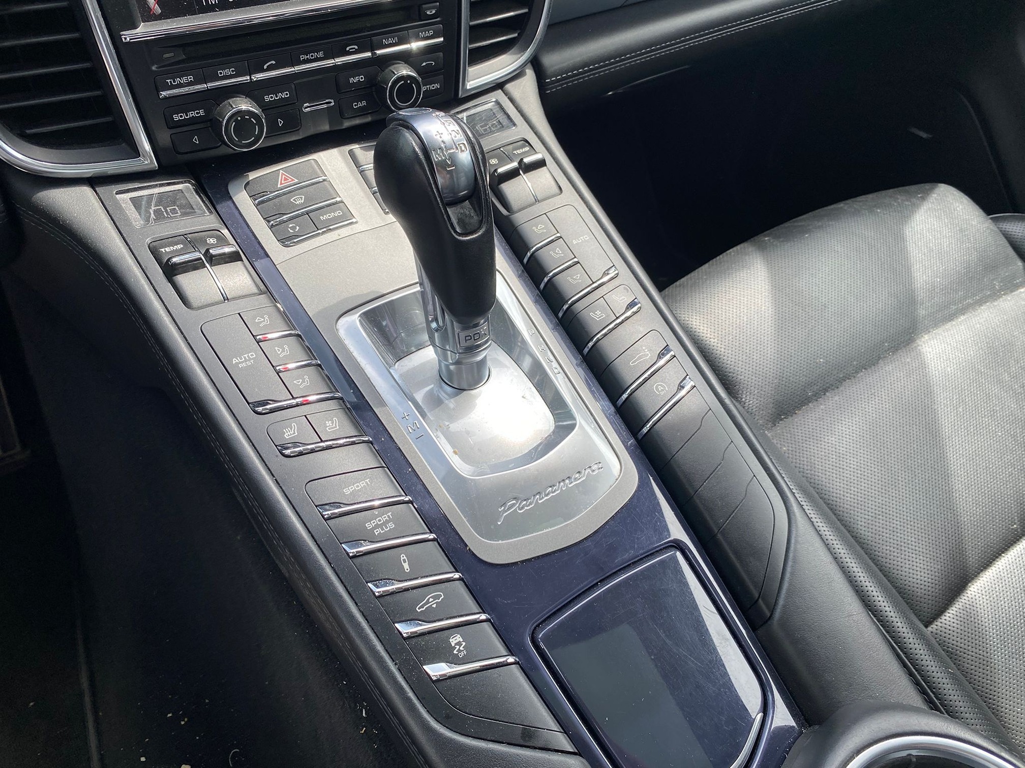 PORSCHE Panamera 4 S — zdjęcie 10