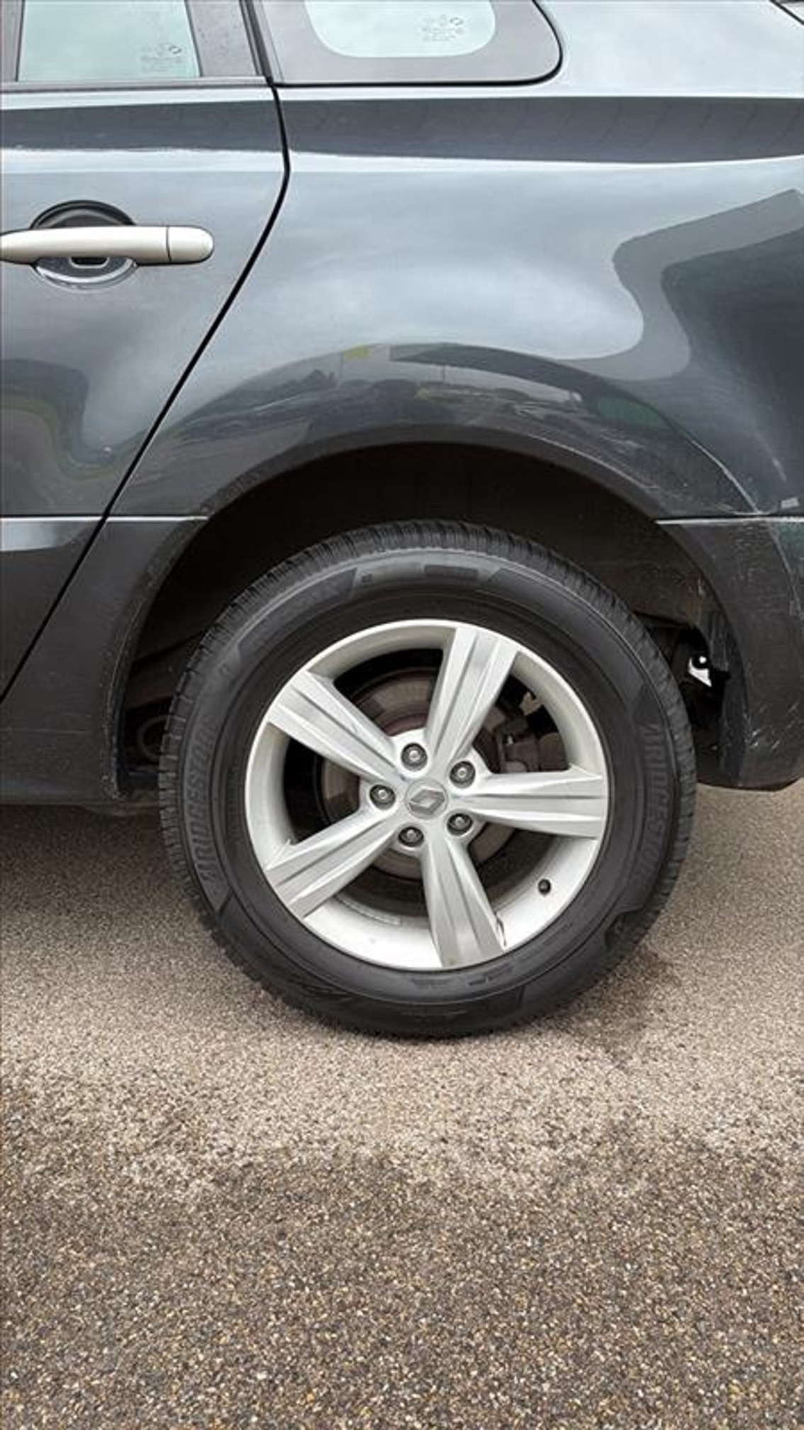 RENAULT Koleos 2.5 4x4 — zdjęcie 8