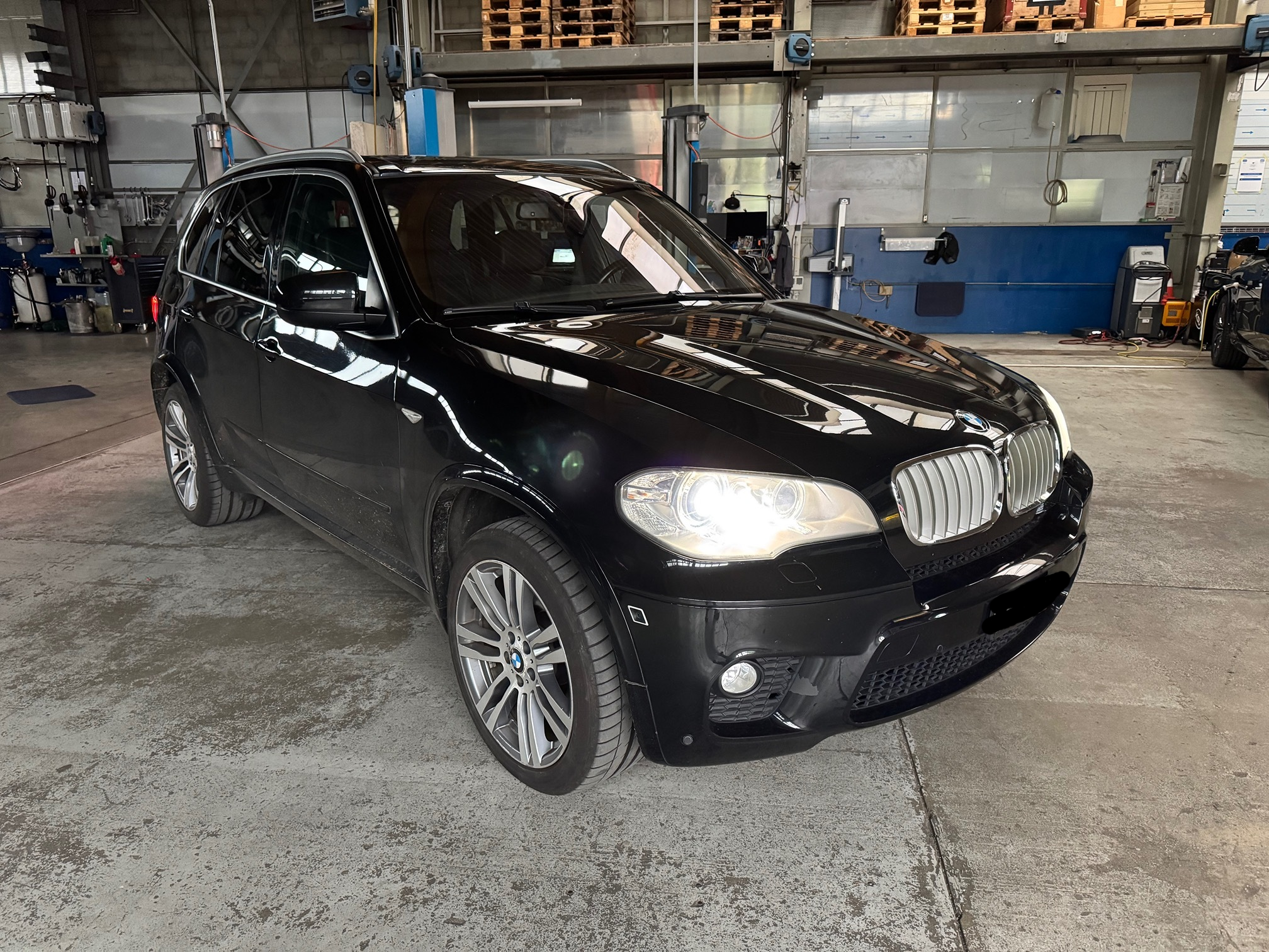 BMW X5 xDrive40d — zdjęcie 3