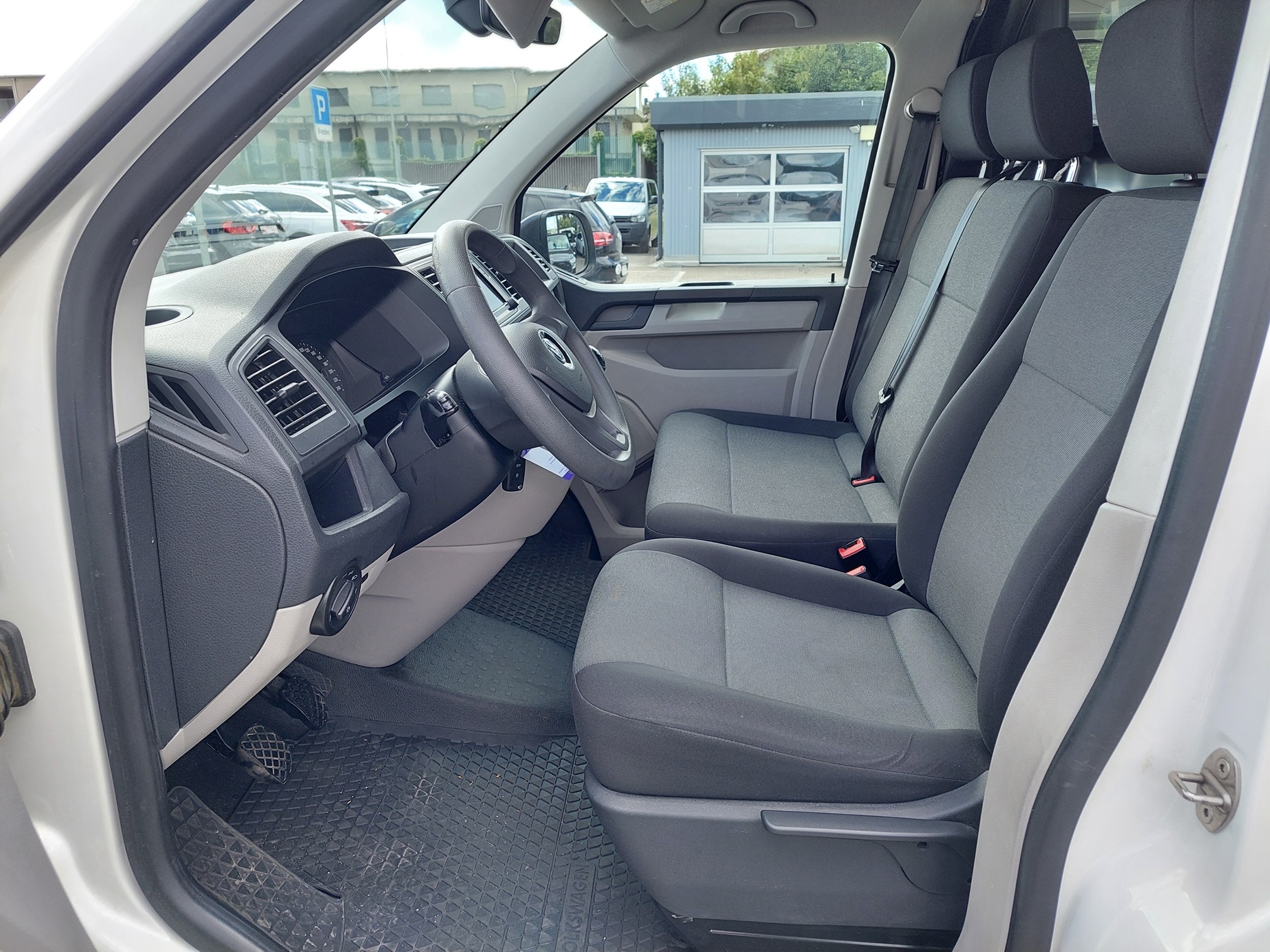 VW T6 Transporter 4Motion  — zdjęcie 9