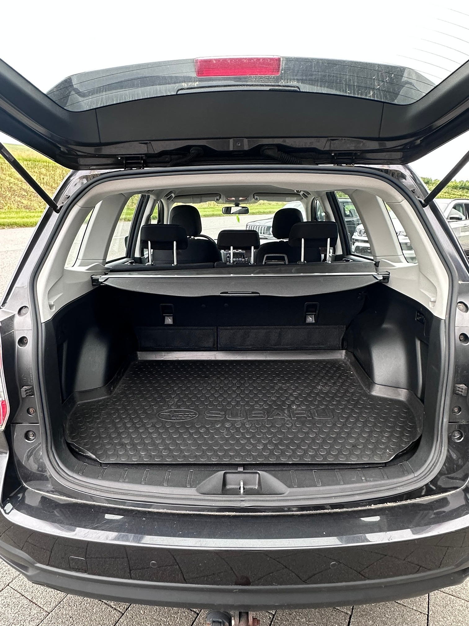 SUBARU Forester 2.0i AWD — zdjęcie 10