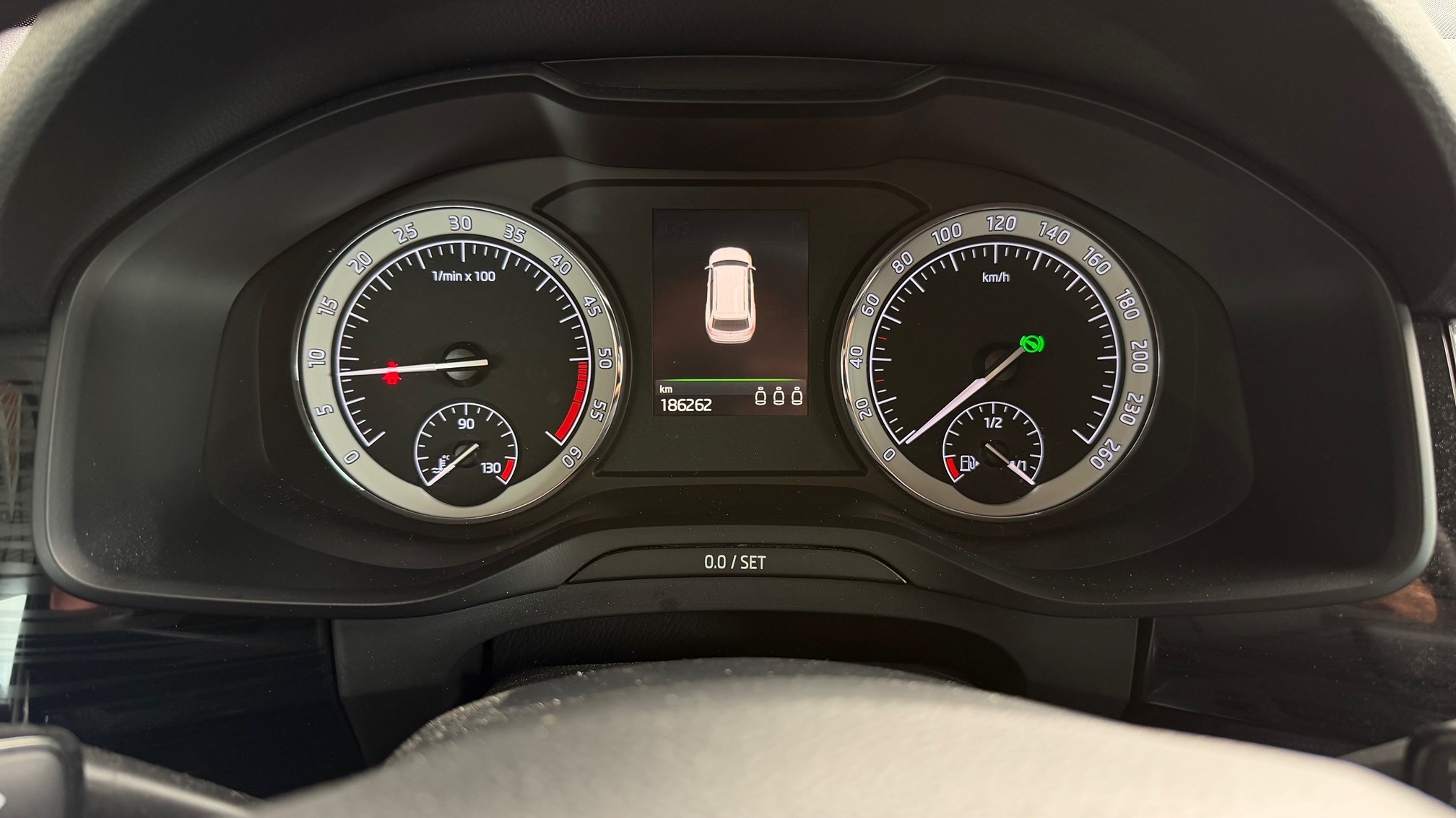 SKODA Kodiaq 2.0TDI 4x4 — zdjęcie 6