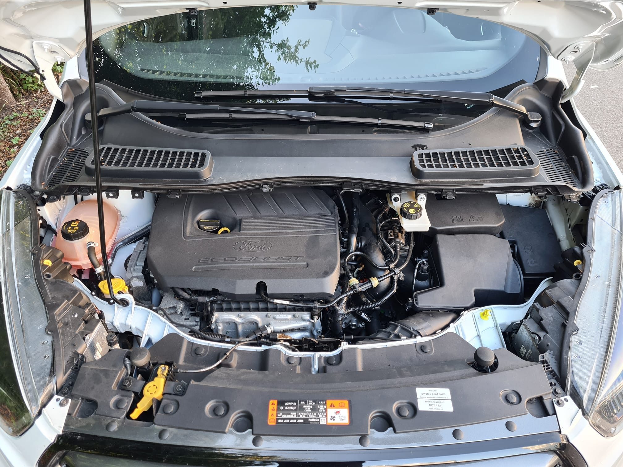 FORD Kuga 1.5i SCTI EcoBoost 182 PS ST-Line 4x4 Automat — zdjęcie 7