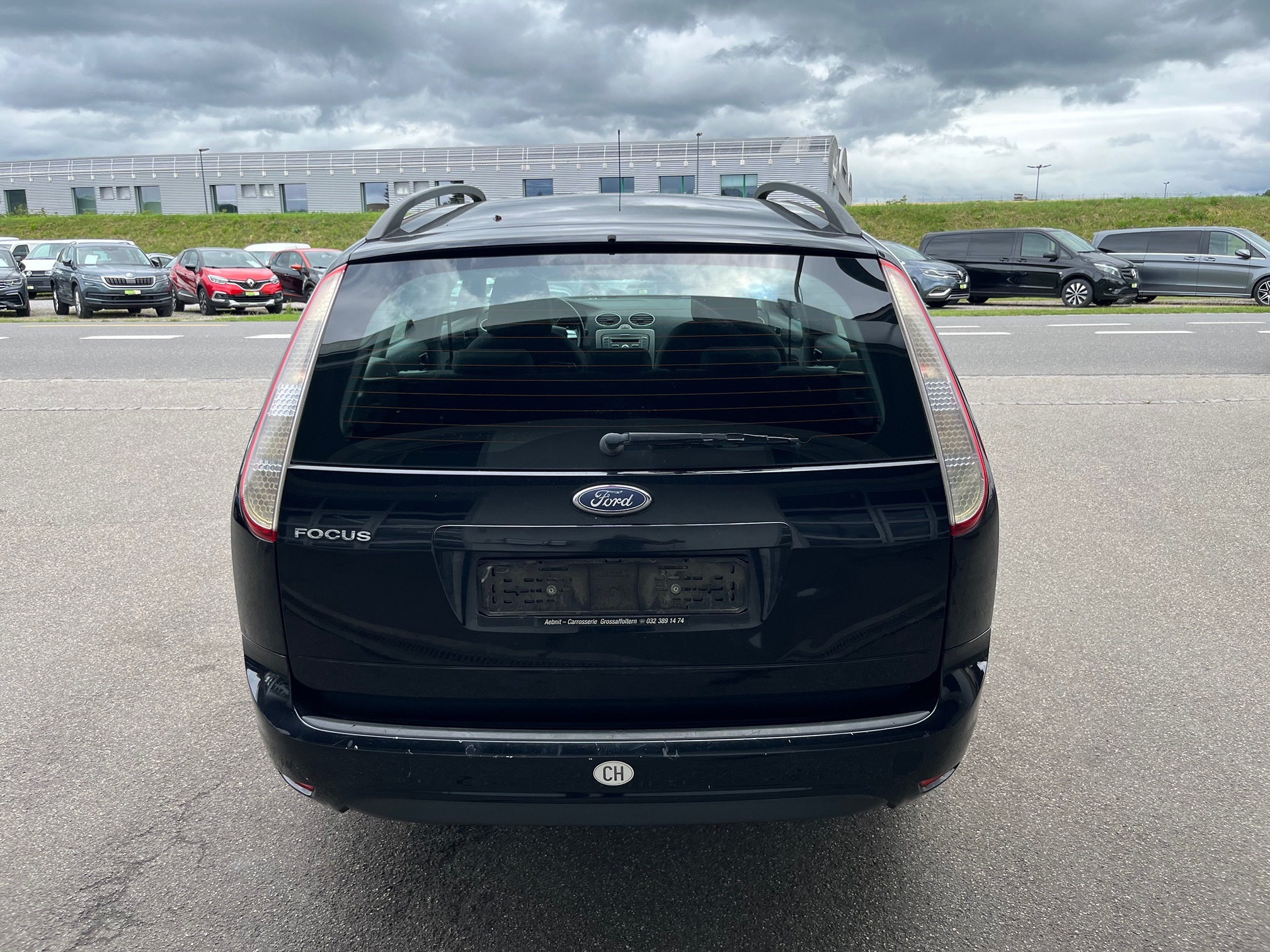 FORD Focus 1.6i 16V — zdjęcie 3