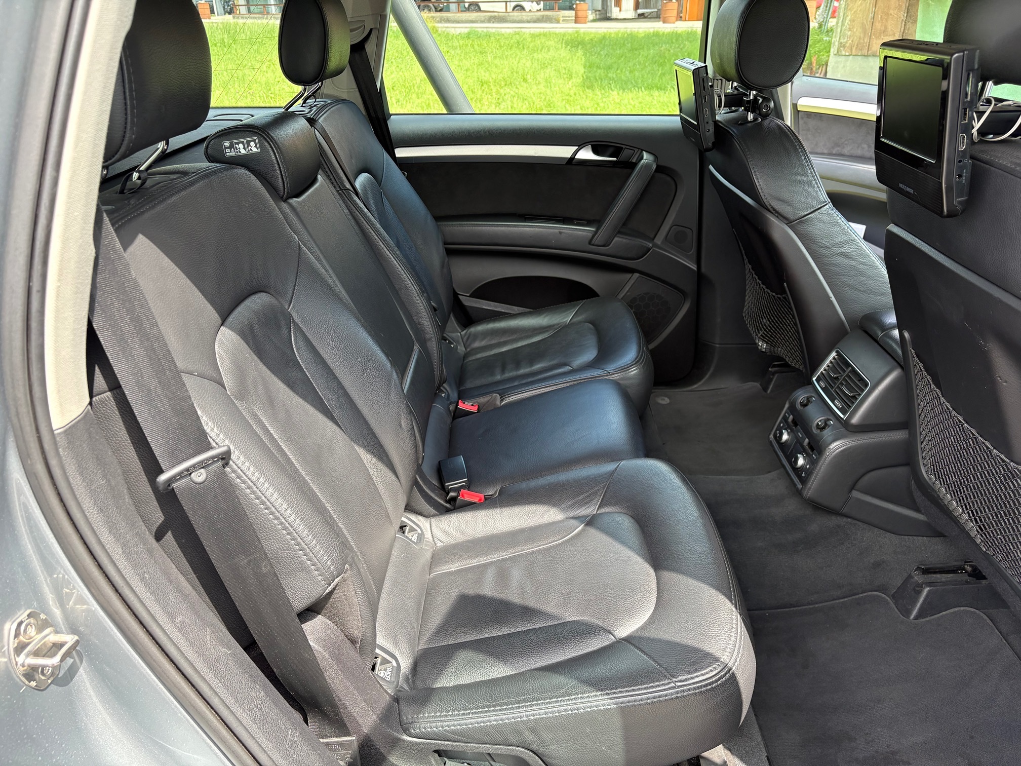 AUDI Q7 3.0TDI — zdjęcie 11