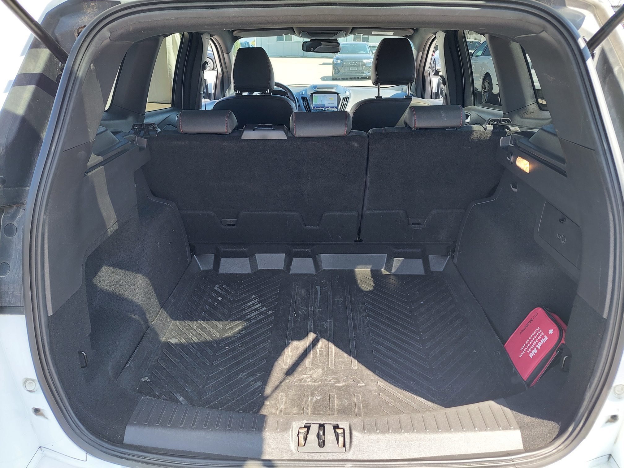 FORD Kuga 2.0 TDCi 4x4 — zdjęcie 5