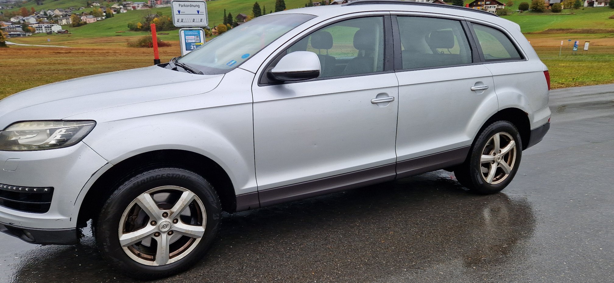 AUDI Q7 — zdjęcie 5