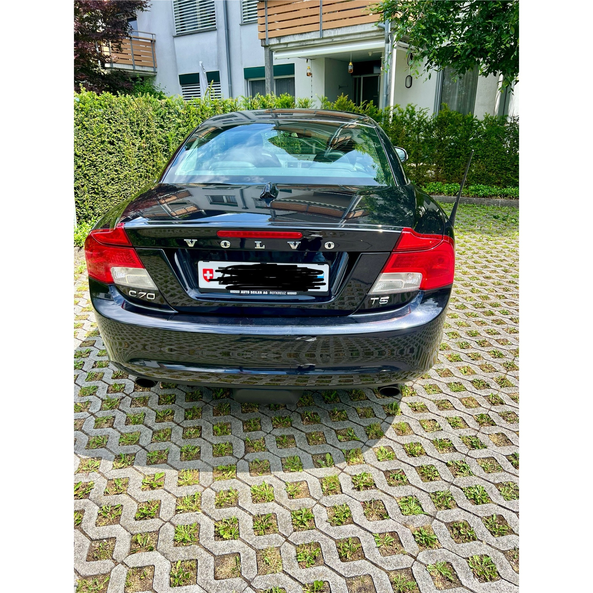 VOLVO C70 T5 — zdjęcie 1