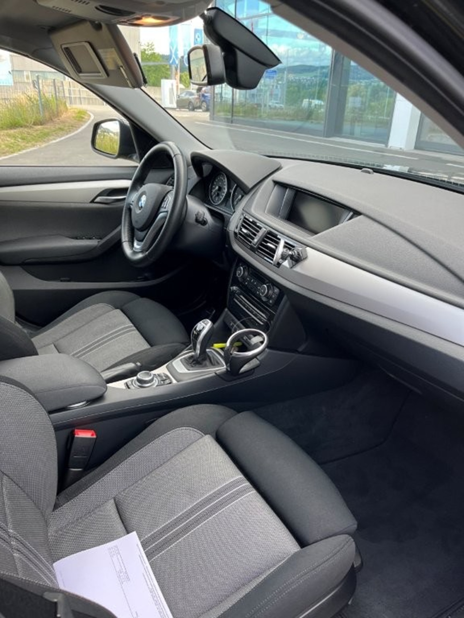 BMW X1 xDrive18d — zdjęcie 8