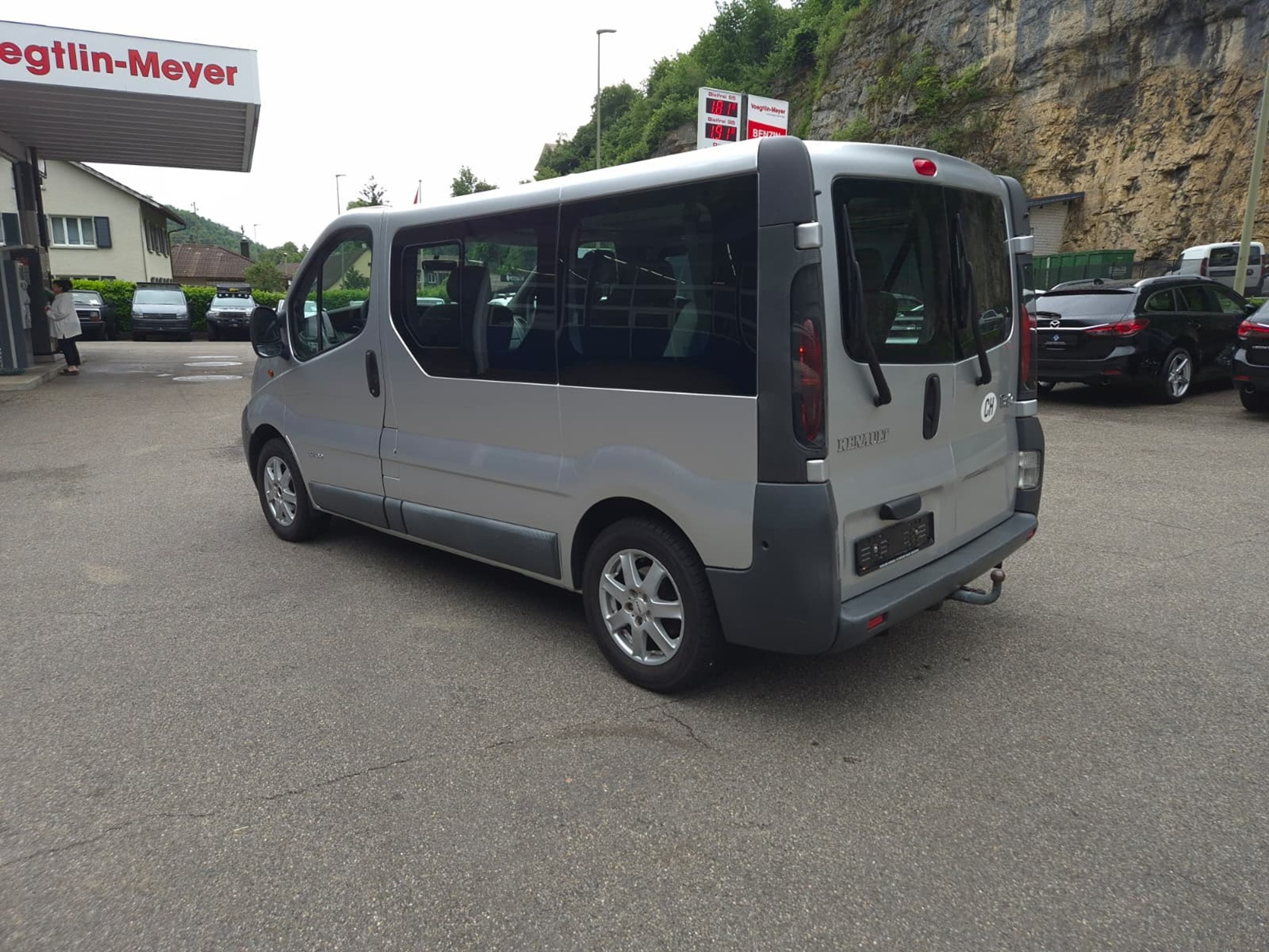 RENAULT Trafic dCi 100 — zdjęcie 7