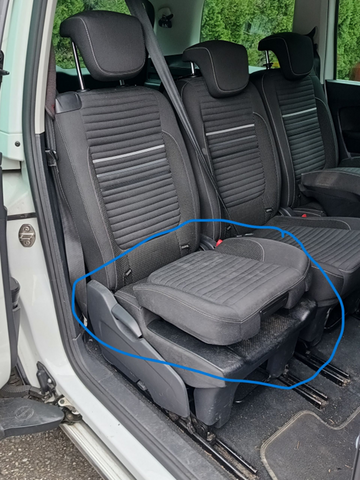 VW Sharan 1.4 BMT — zdjęcie 11