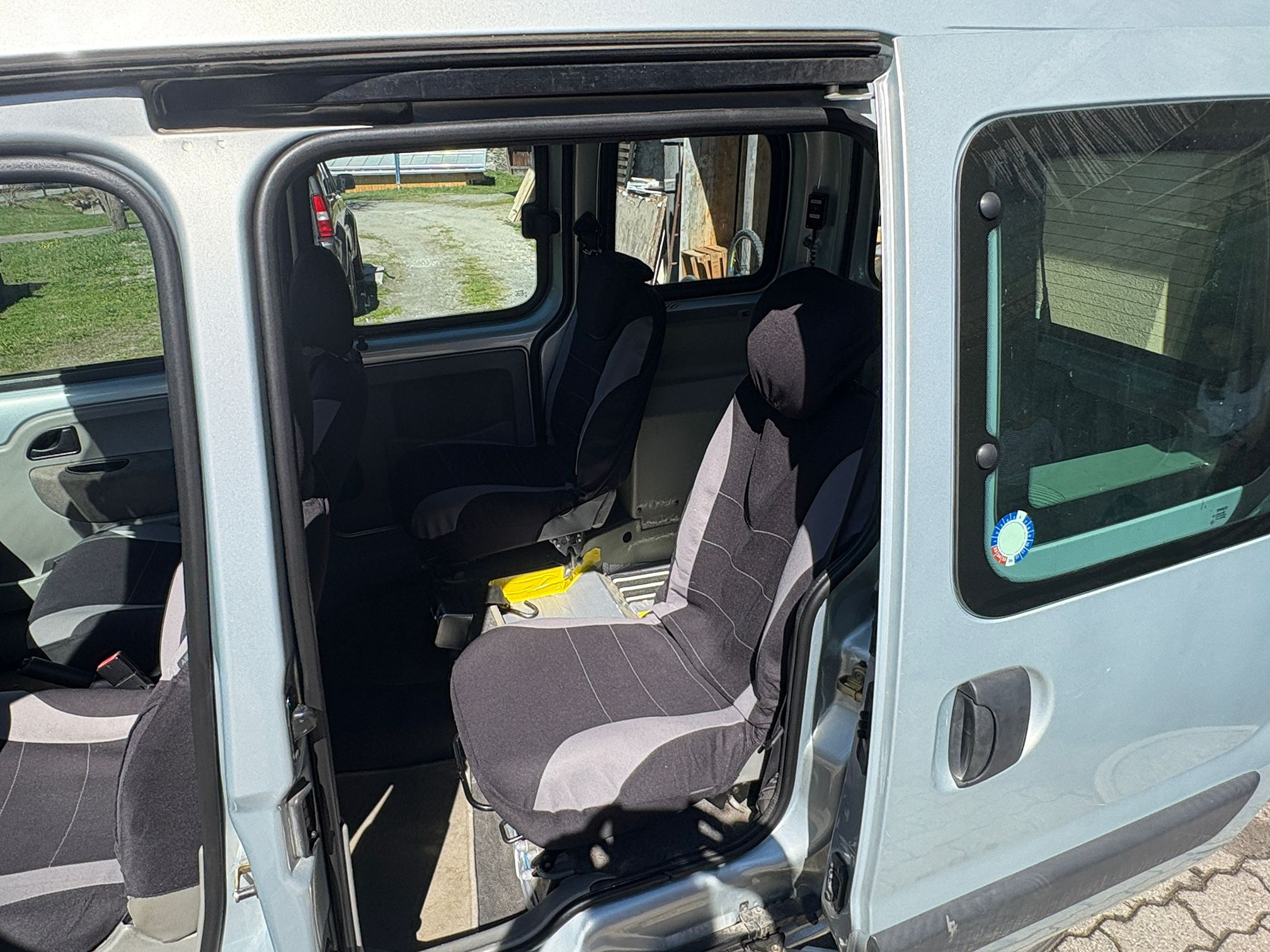 RENAULT KANGOO 1.9D — zdjęcie 14