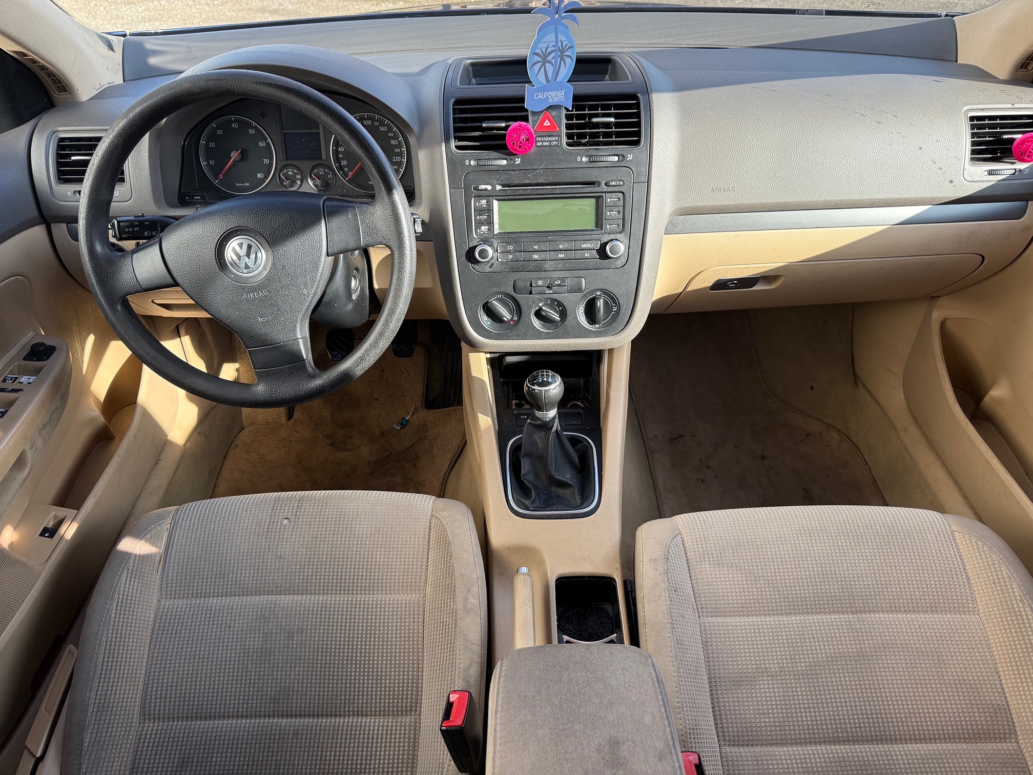 VW Jetta 2.0FSI — zdjęcie 11