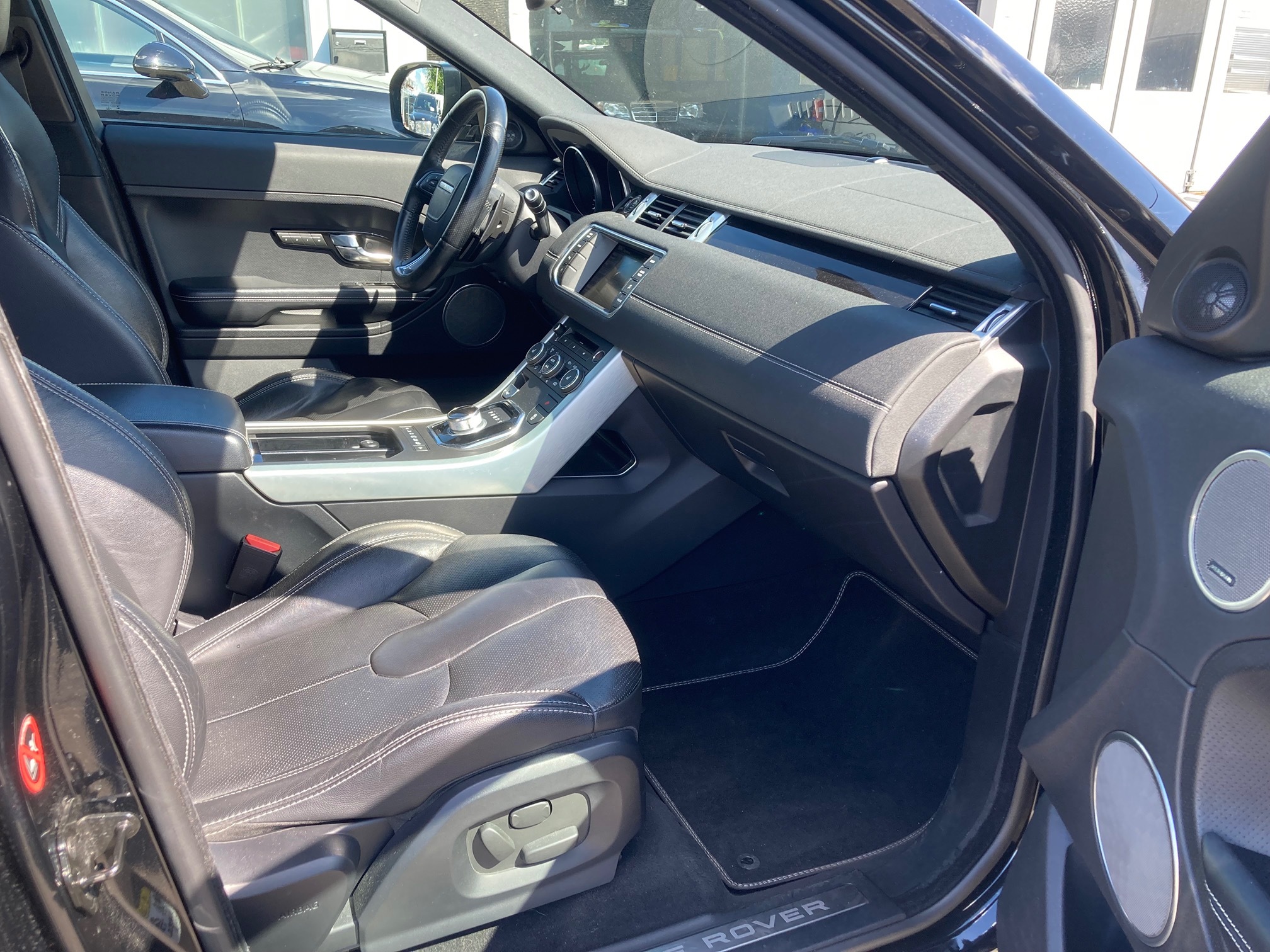 LAND ROVER RR Evoque SD4 — zdjęcie 8