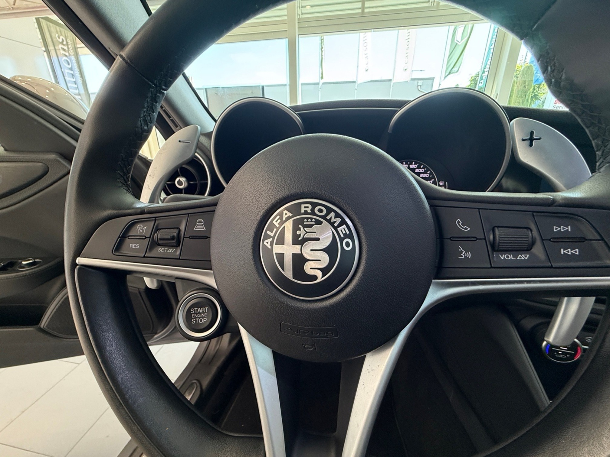 ALFA ROMEO Giulia 2.2JTDQ4 — zdjęcie 10
