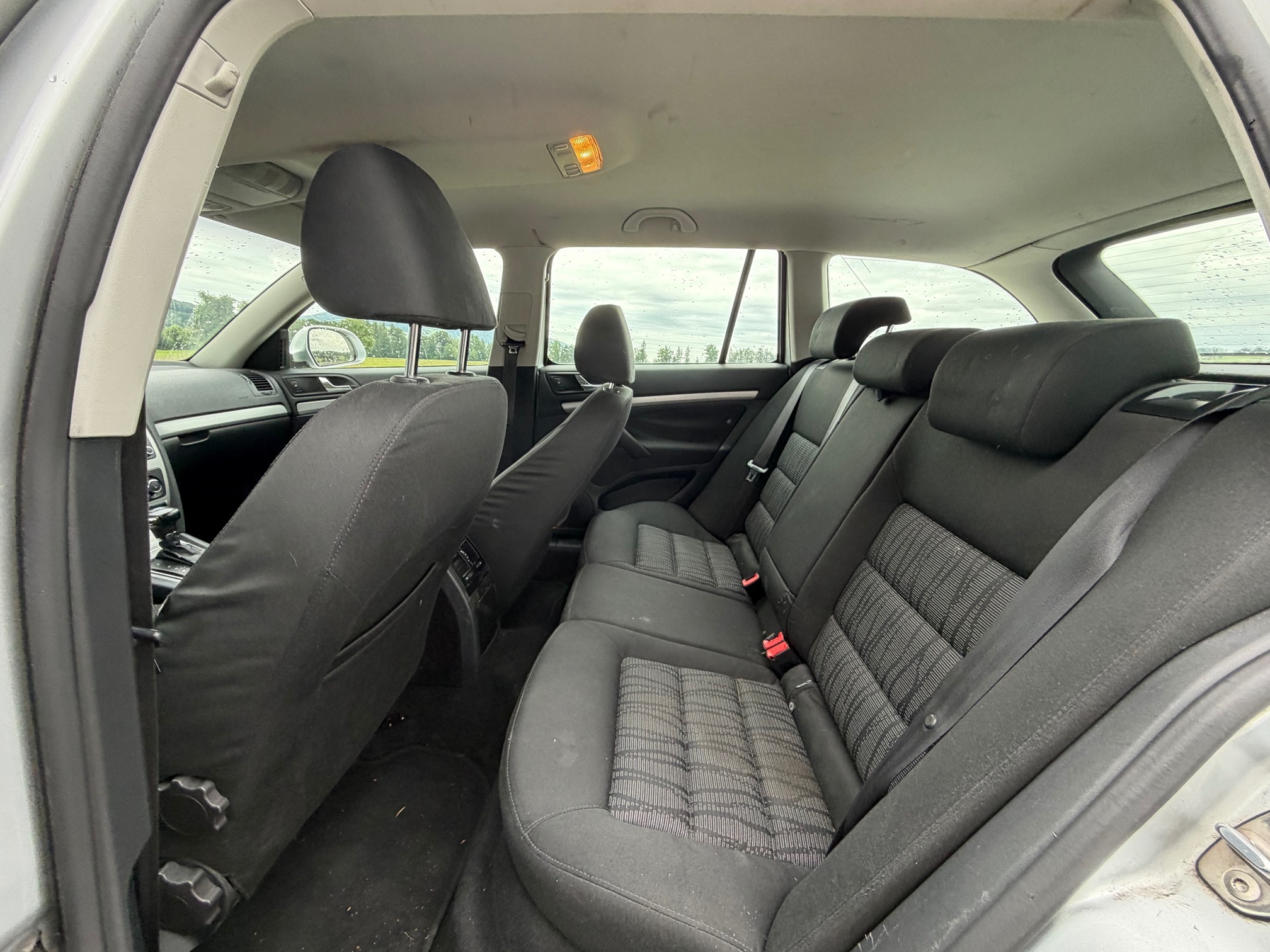SKODA Octavia C 2.0TDI — zdjęcie 12