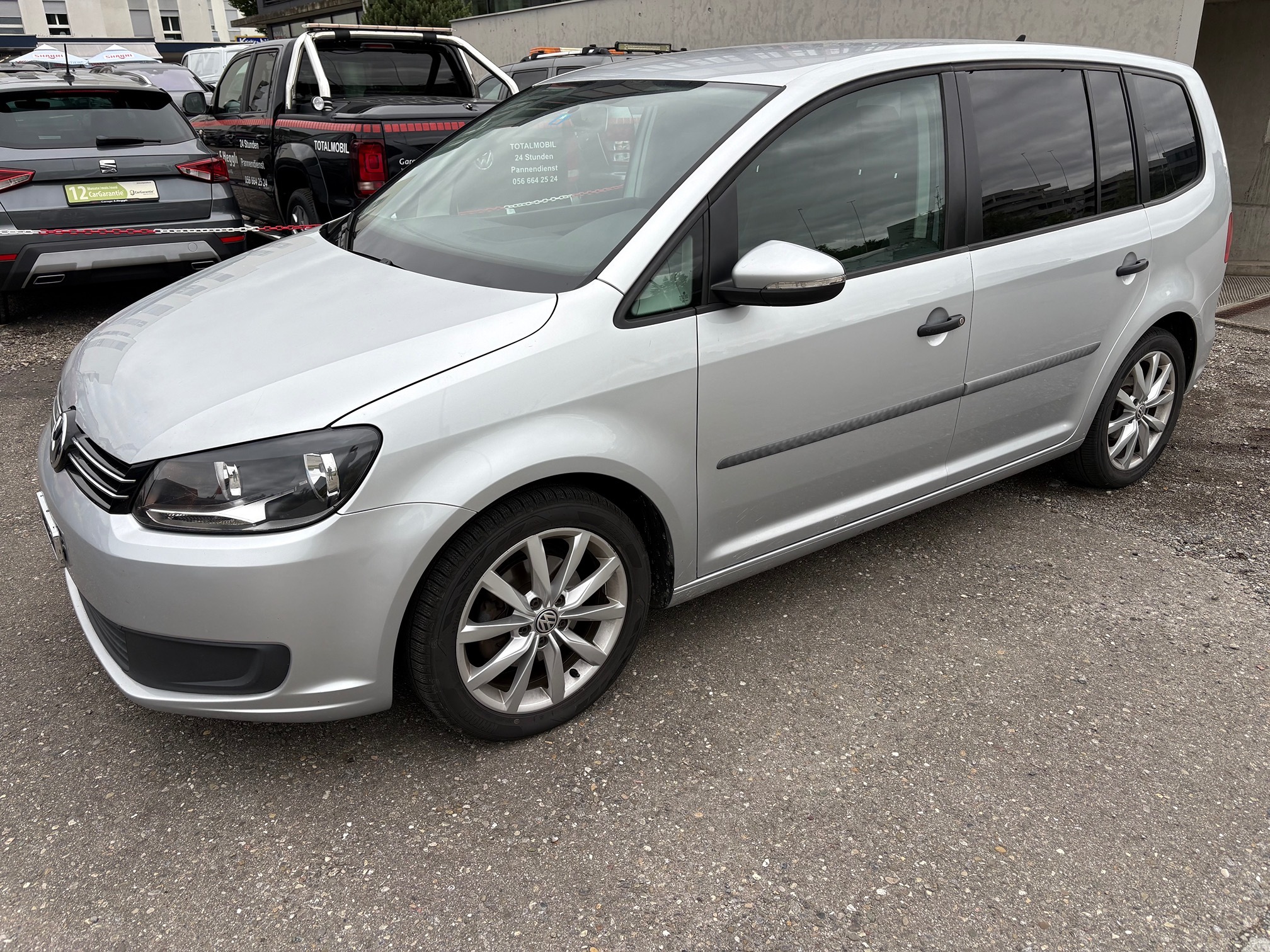 VW Touran 1.6 TDI — zdjęcie 1