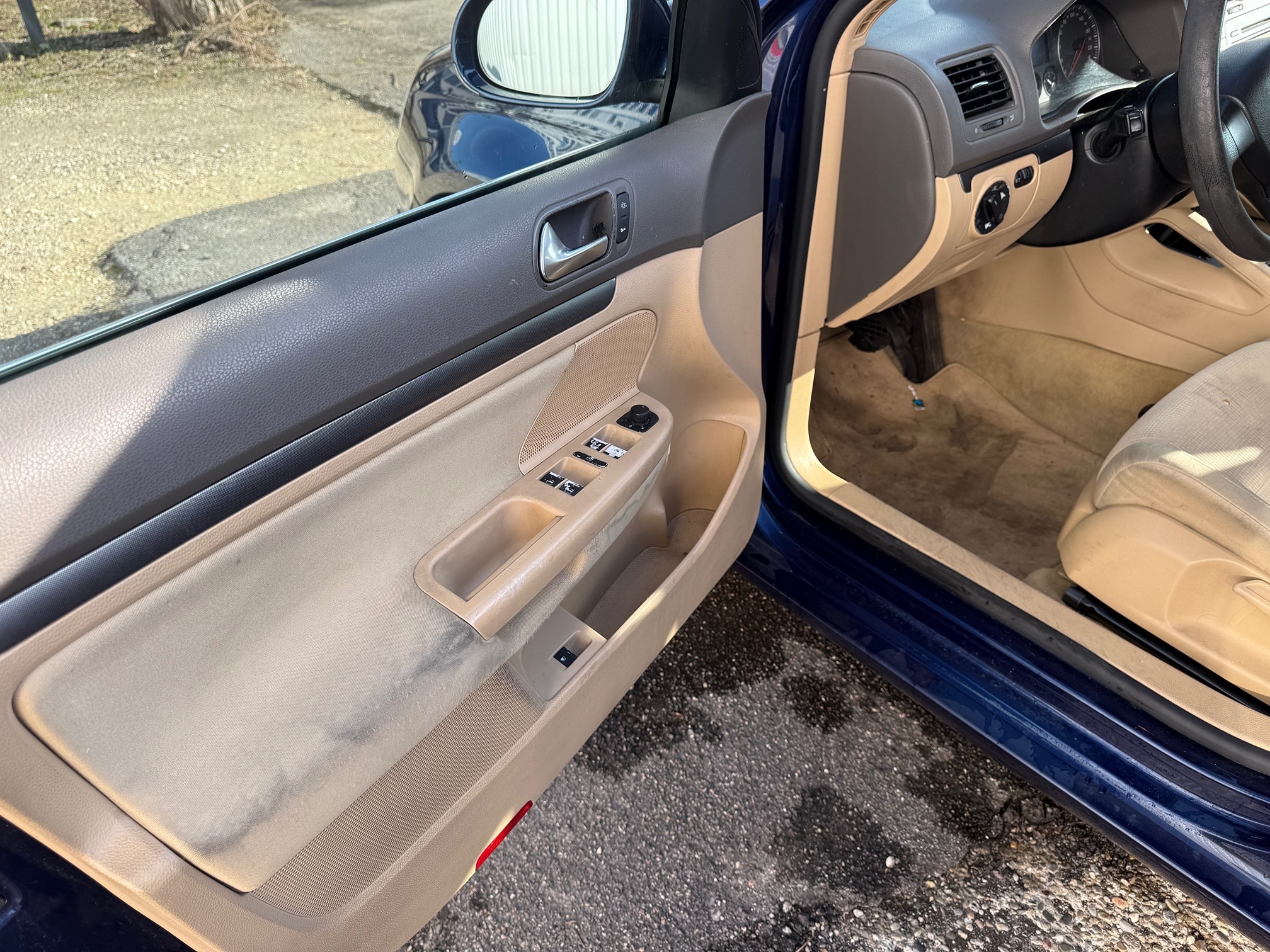 VW Jetta 2.0FSI — zdjęcie 15