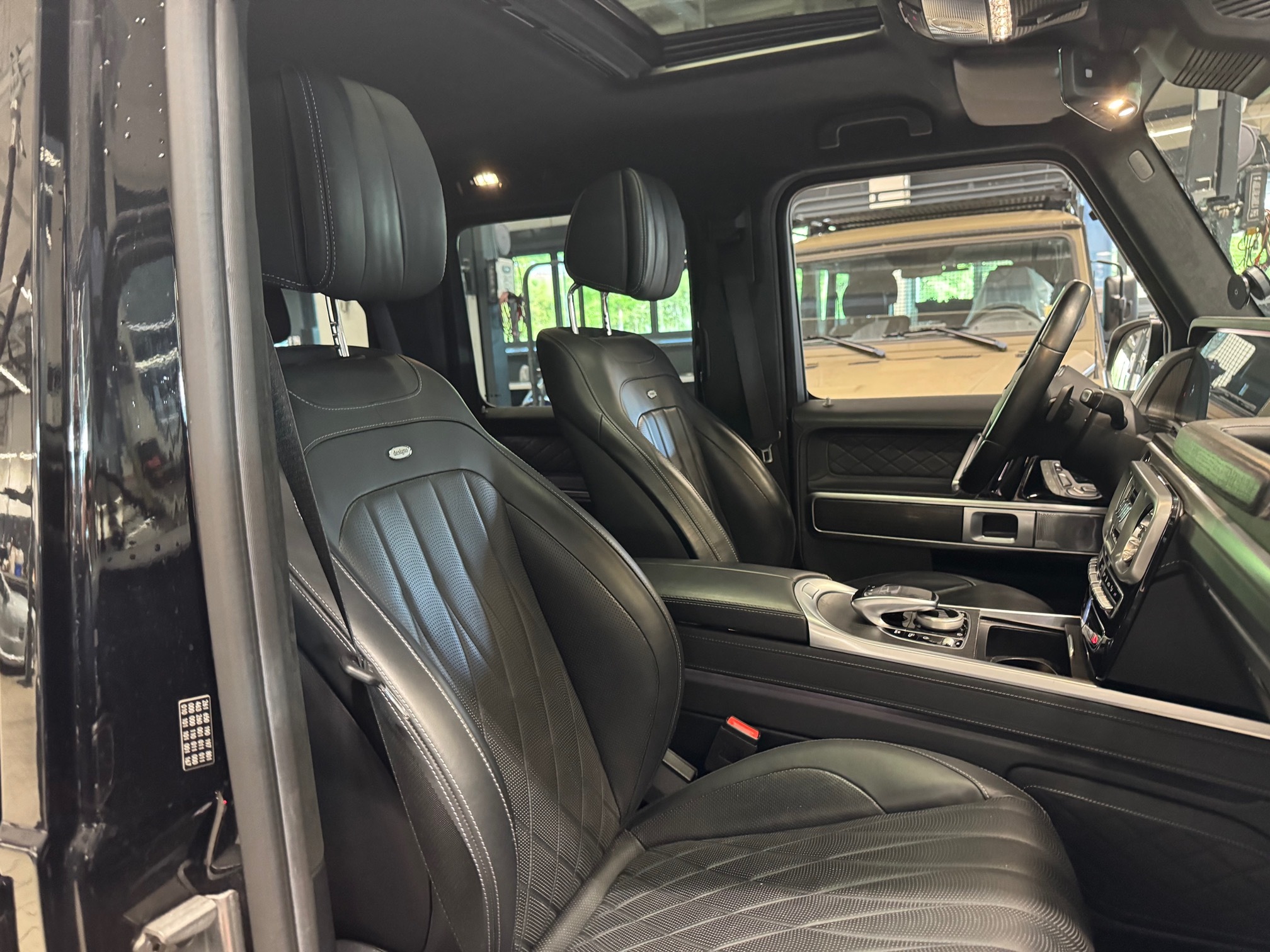 MERCEDES-BENZ G 500 — zdjęcie 8