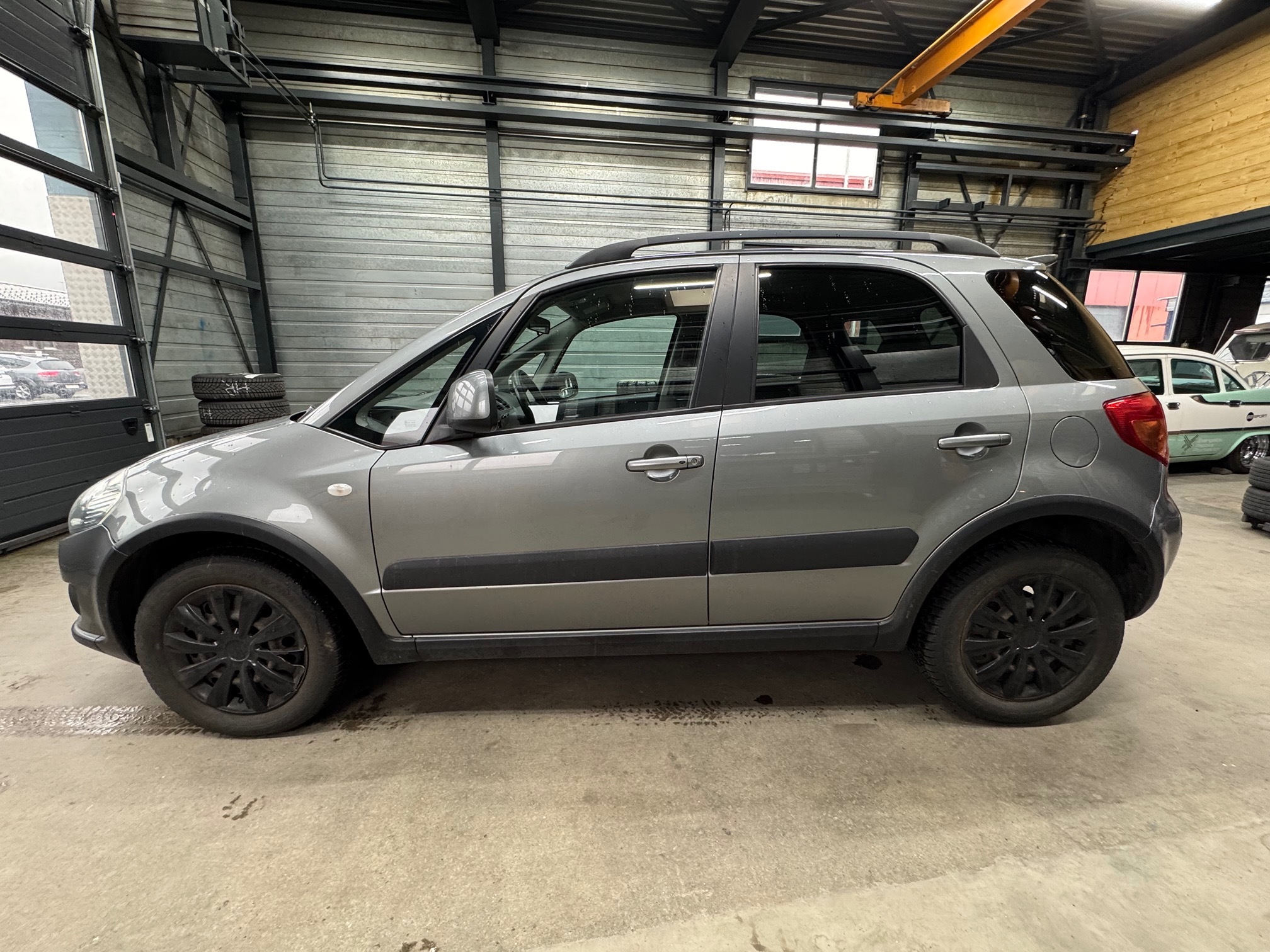 SUZUKI SX4 1.6 4WD — zdjęcie 5