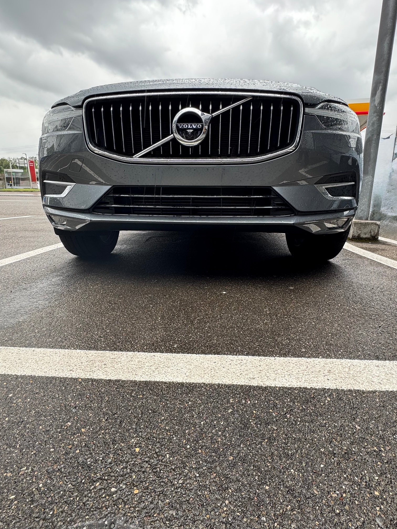 VOLVO XC60 T5 AWD — zdjęcie 2
