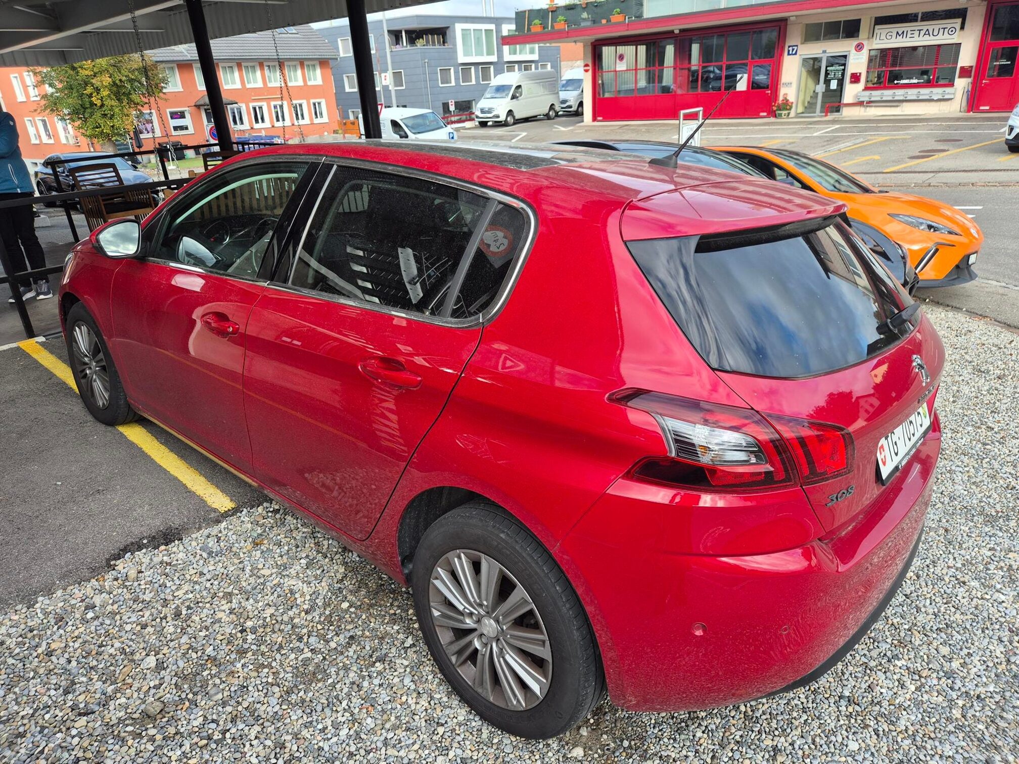 PEUGEOT 308 1.2i STT Automat — zdjęcie 6