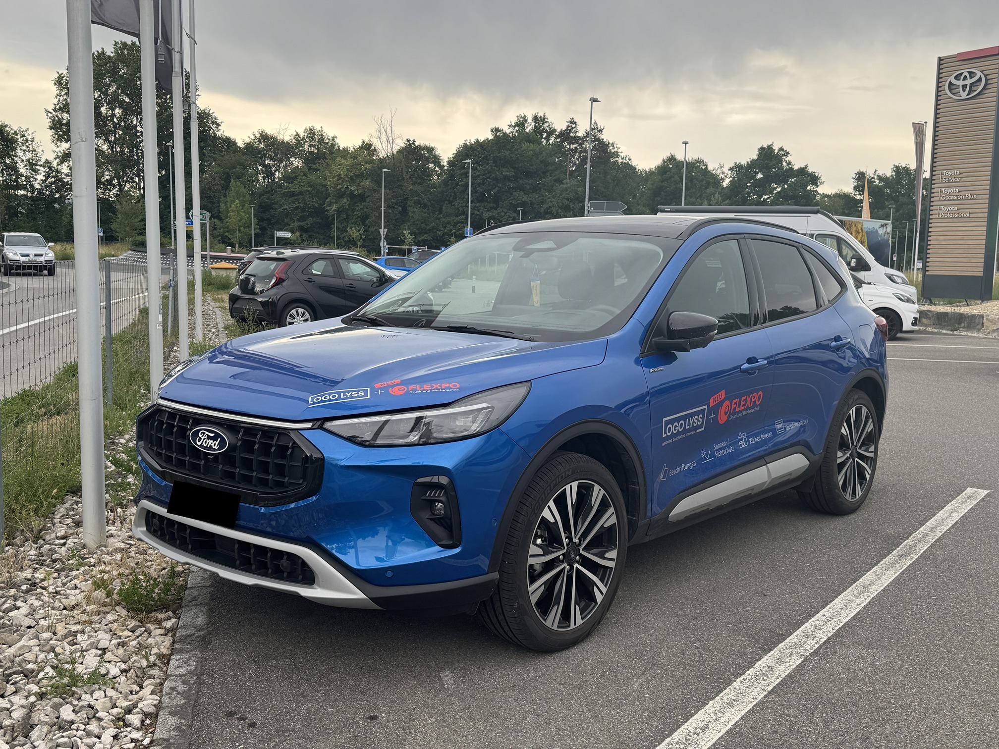FORD Kuga — zdjęcie 2