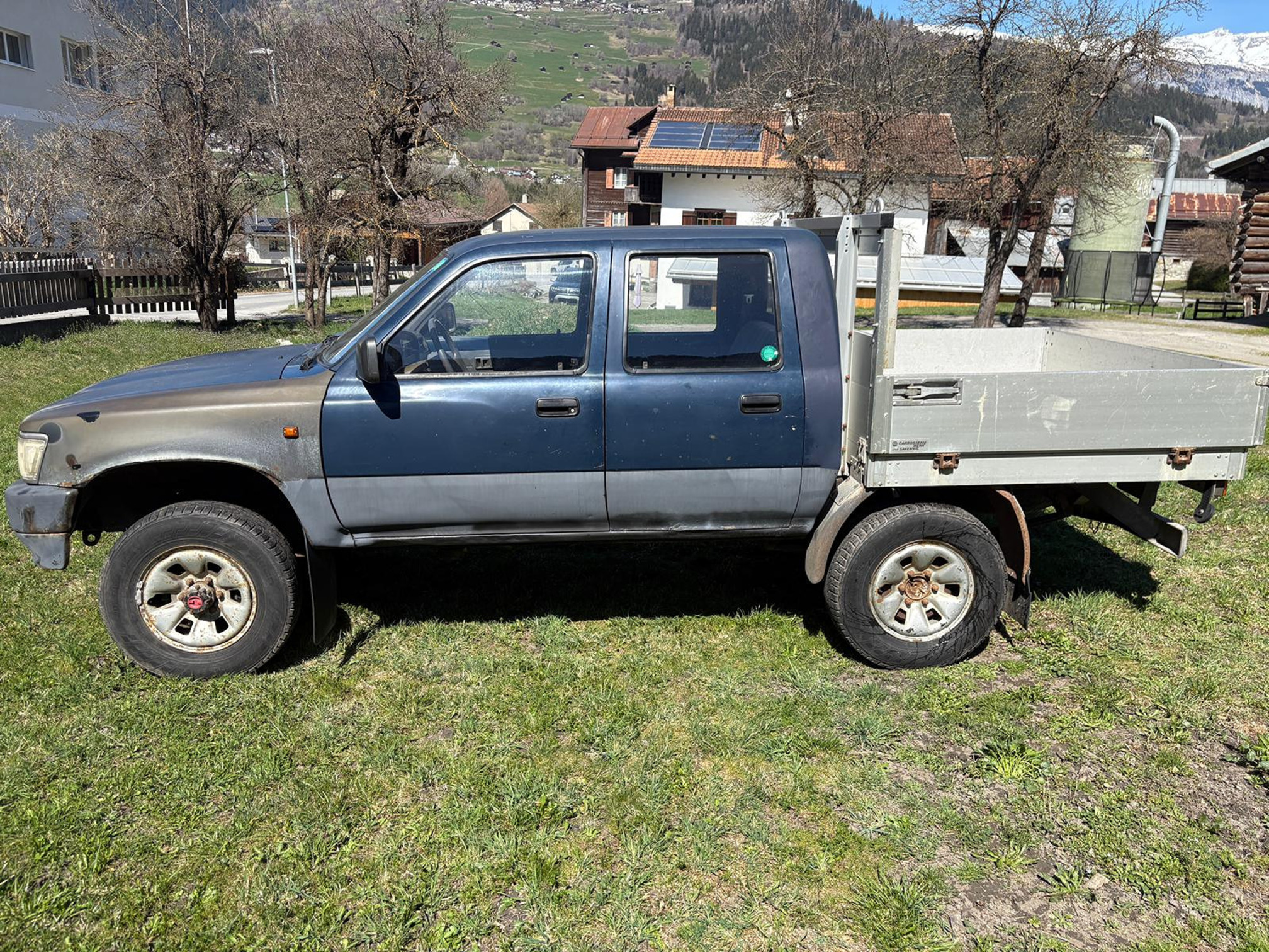 TOYOTA Hilux 4WD — zdjęcie 7