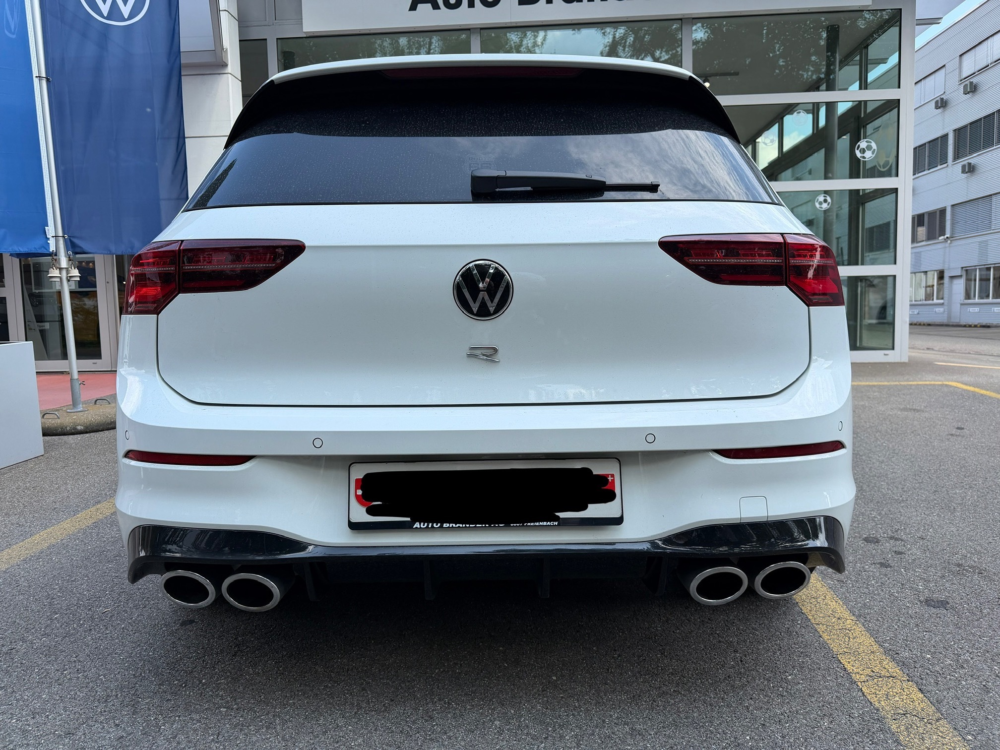 VW Golf R 2.0TSI 320PS DSG 4M — zdjęcie 4