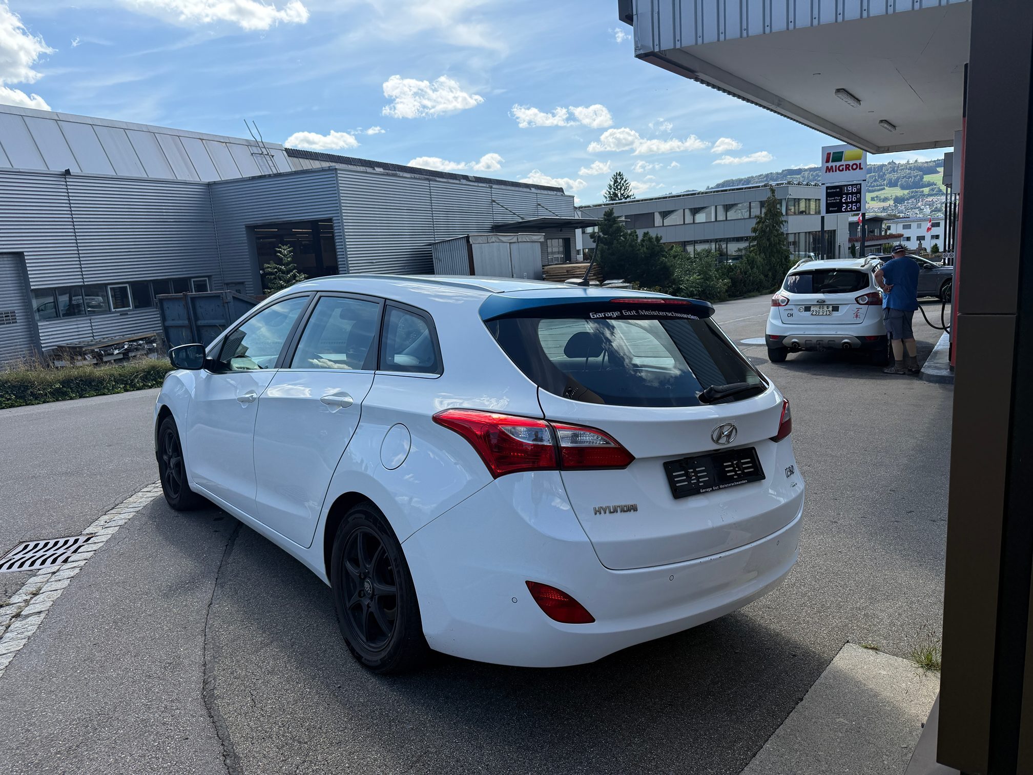 HYUNDAI i30 1.6 CRDI ISG — zdjęcie 3