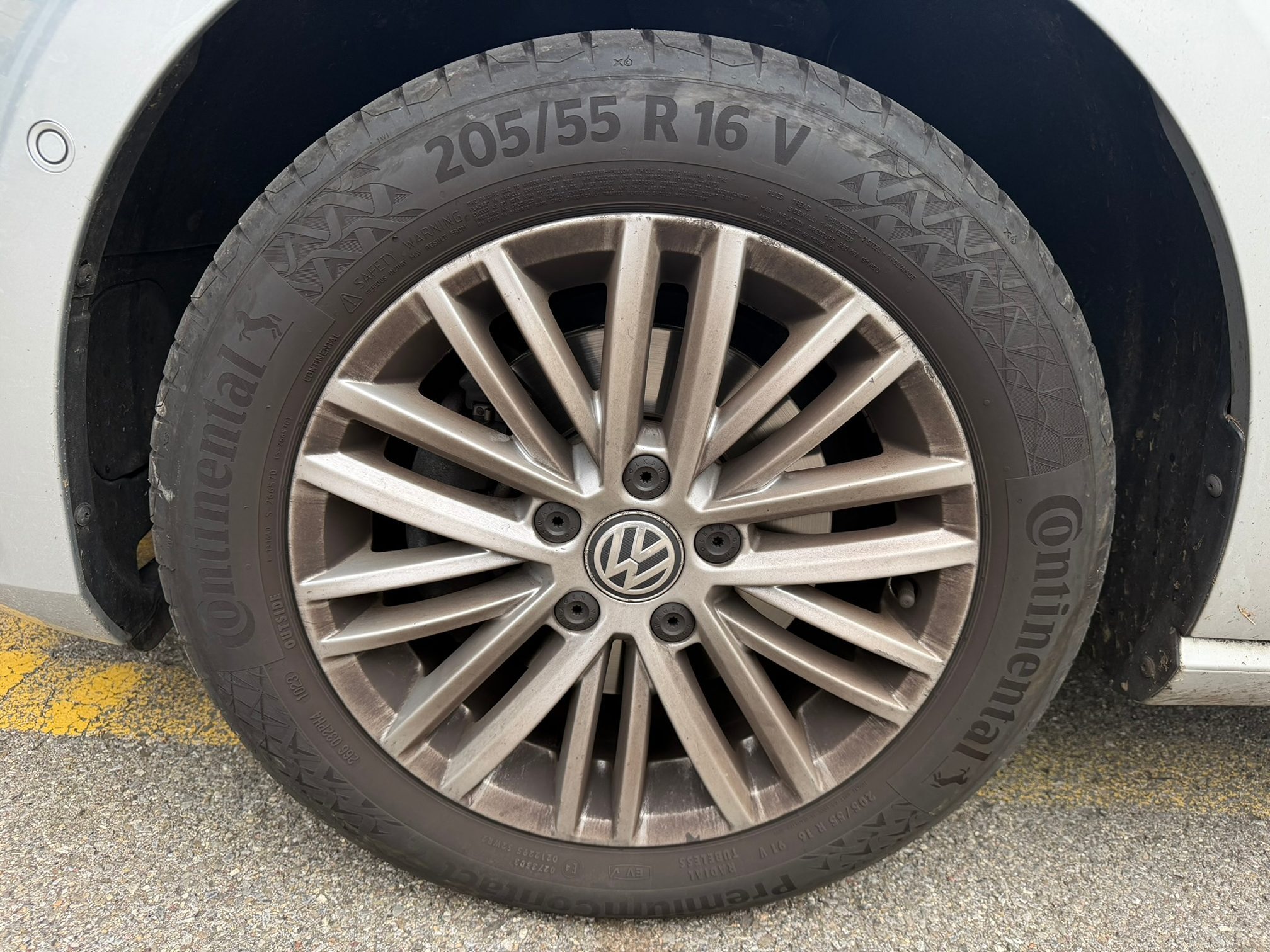 VW Golf VII 1.6 4M 5 — zdjęcie 9