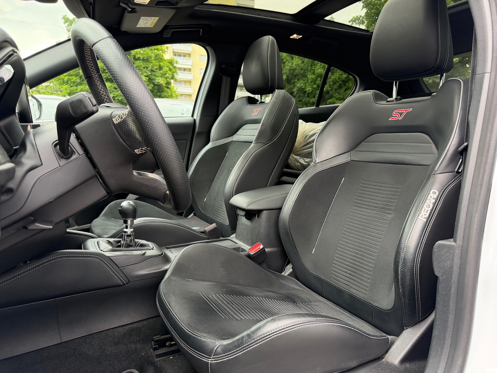 FORD Focus ST — zdjęcie 15