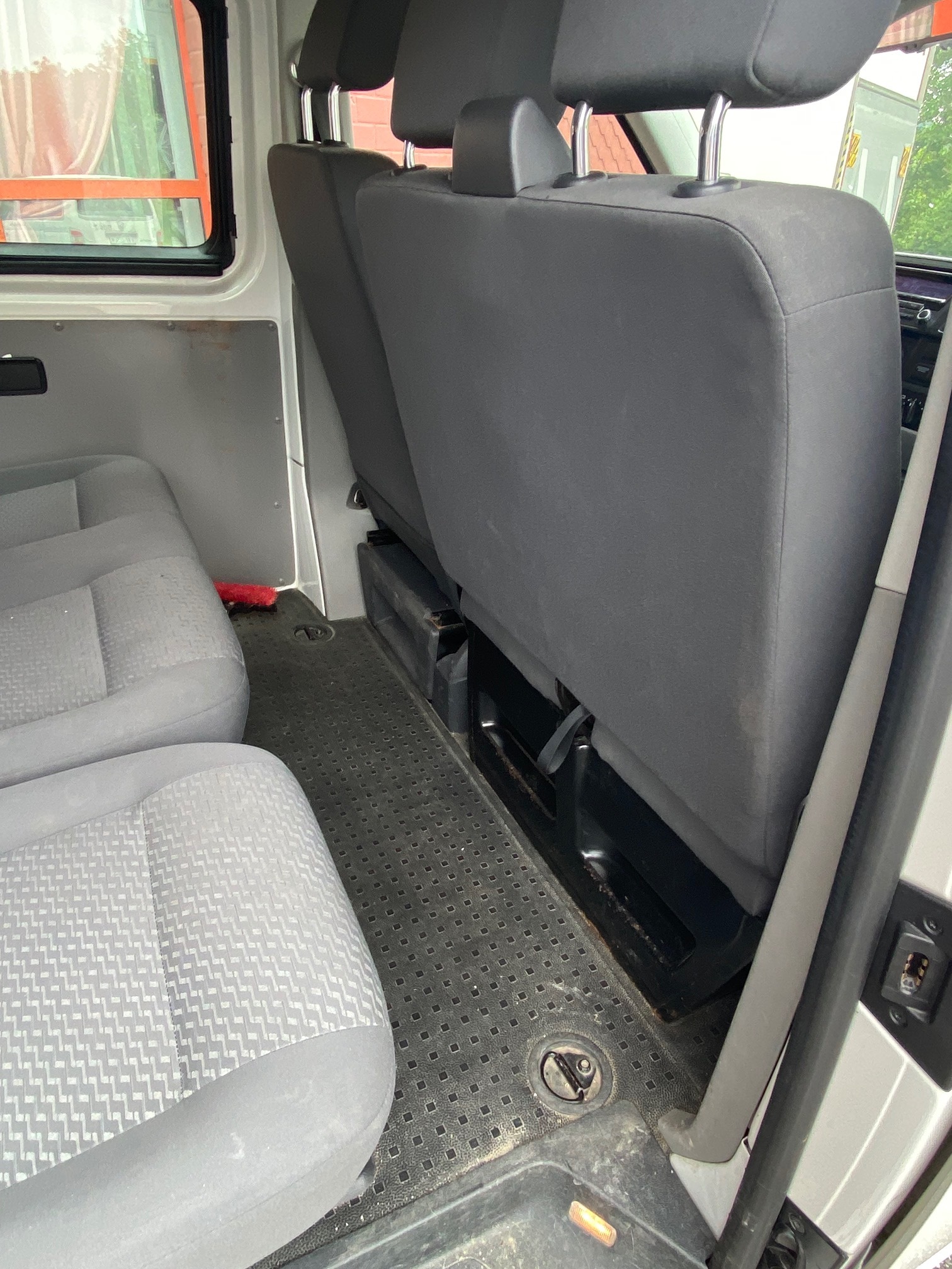 VW T5 Kombi D BMT 4M — zdjęcie 15