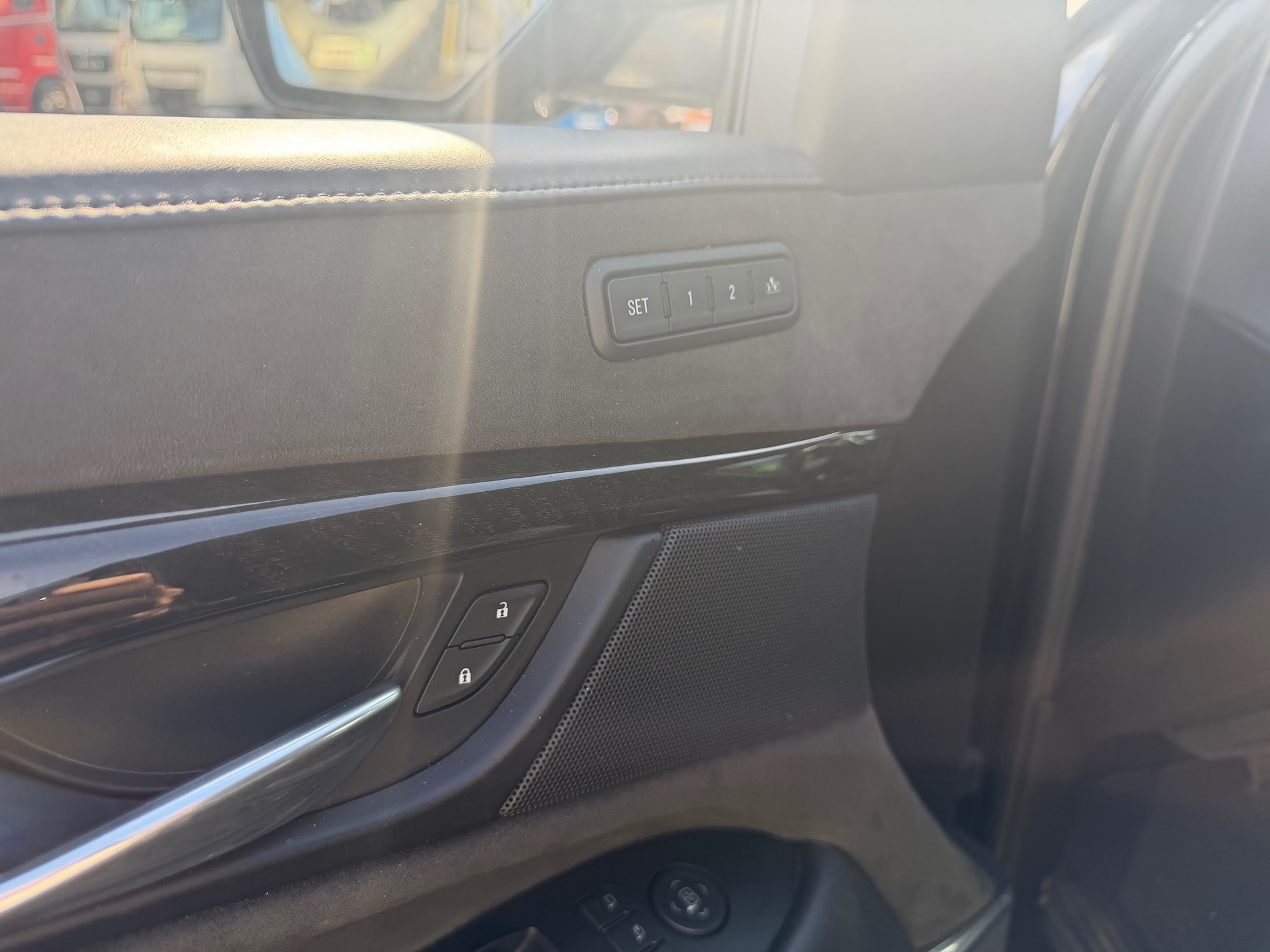 CADILLAC Escalade 6.2 4X4 — zdjęcie 14
