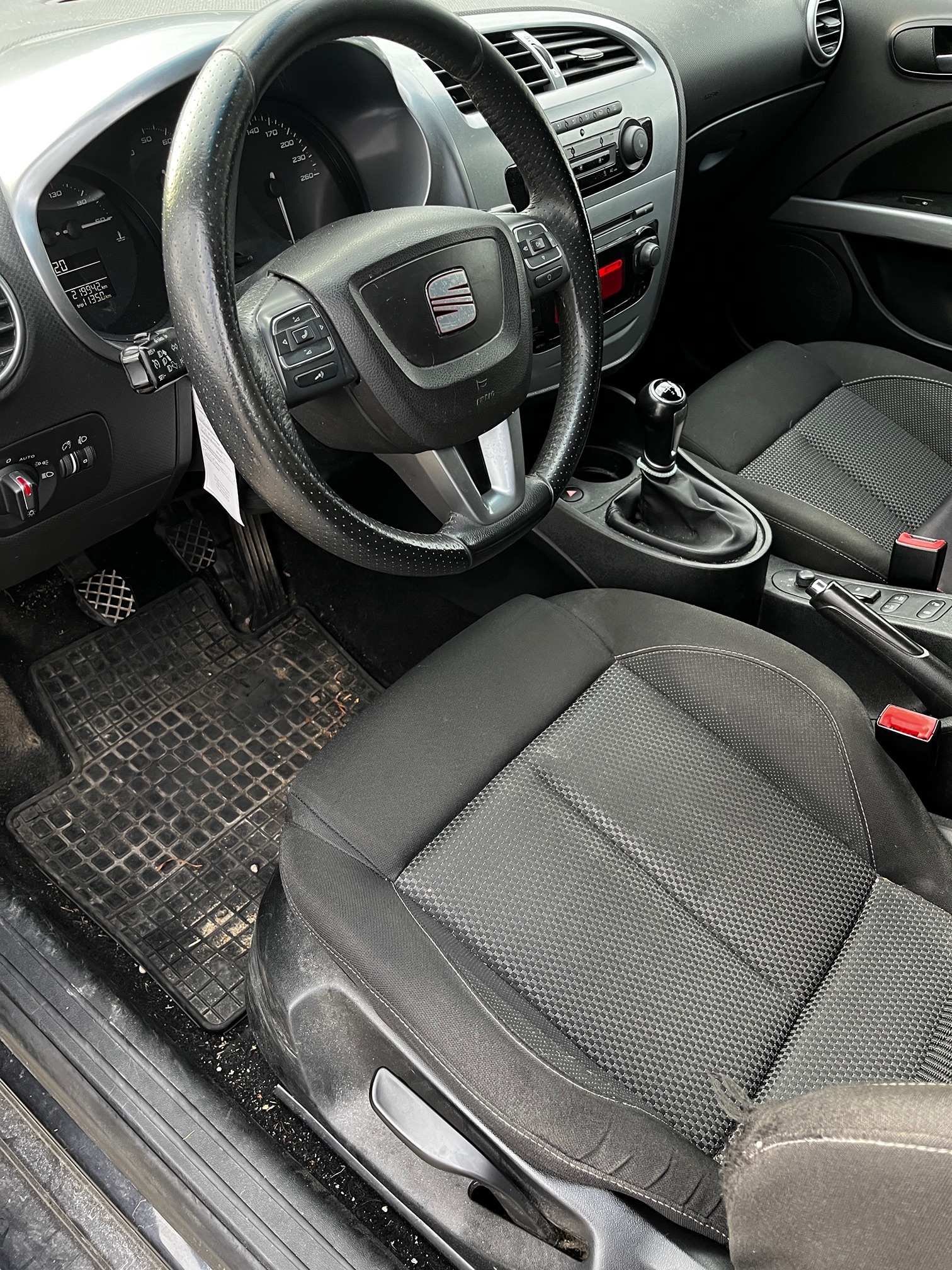 SEAT Leon 1.8TFSI — zdjęcie 13