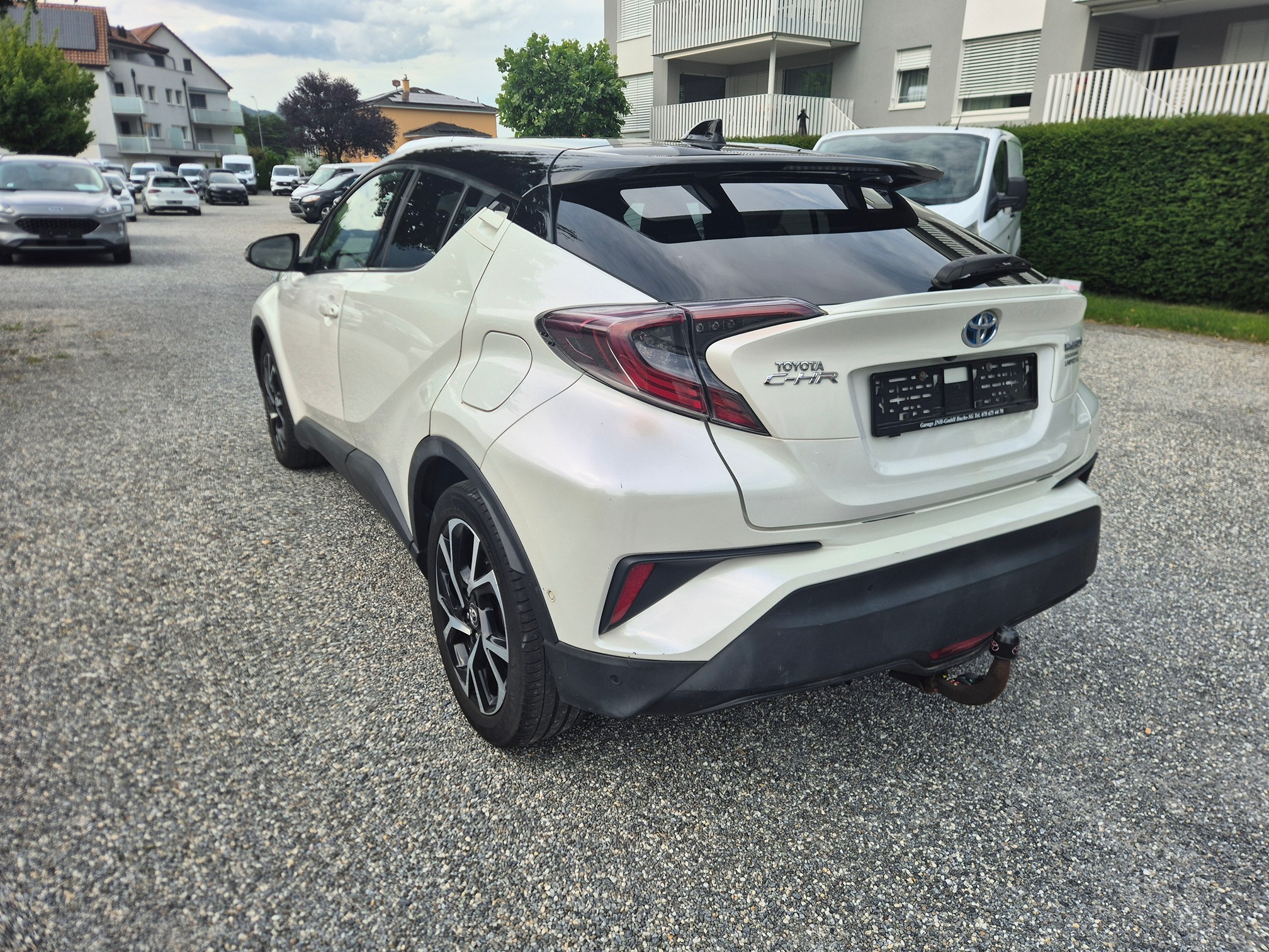 TOYOTA C-HR 1.8 HSD — zdjęcie 4