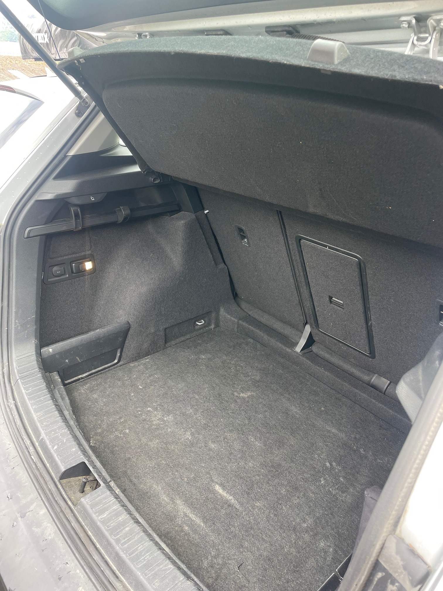 SKODA Karoq 2.0 TDI 4x4 — zdjęcie 10