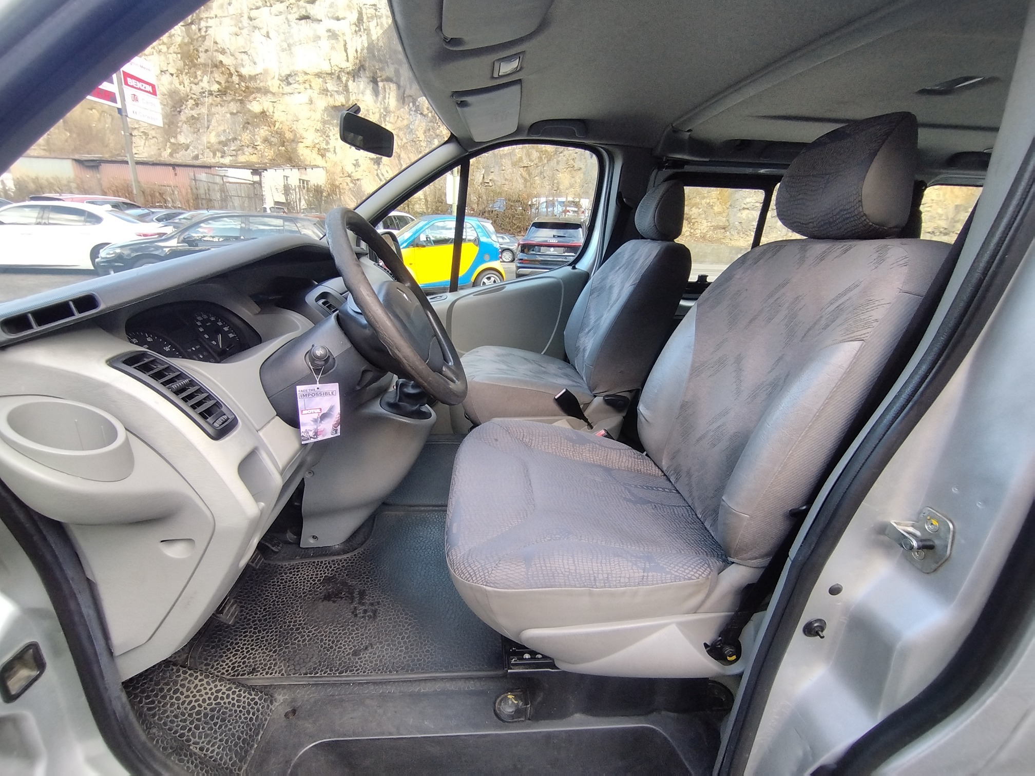 RENAULT Trafic dCi 100 — zdjęcie 13