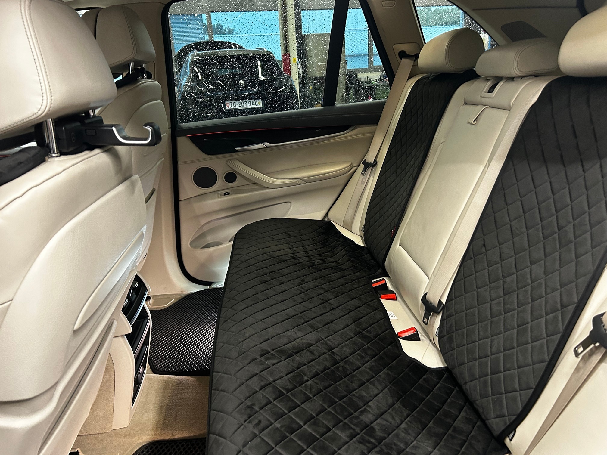 BMW X5 xDrive40d — zdjęcie 11